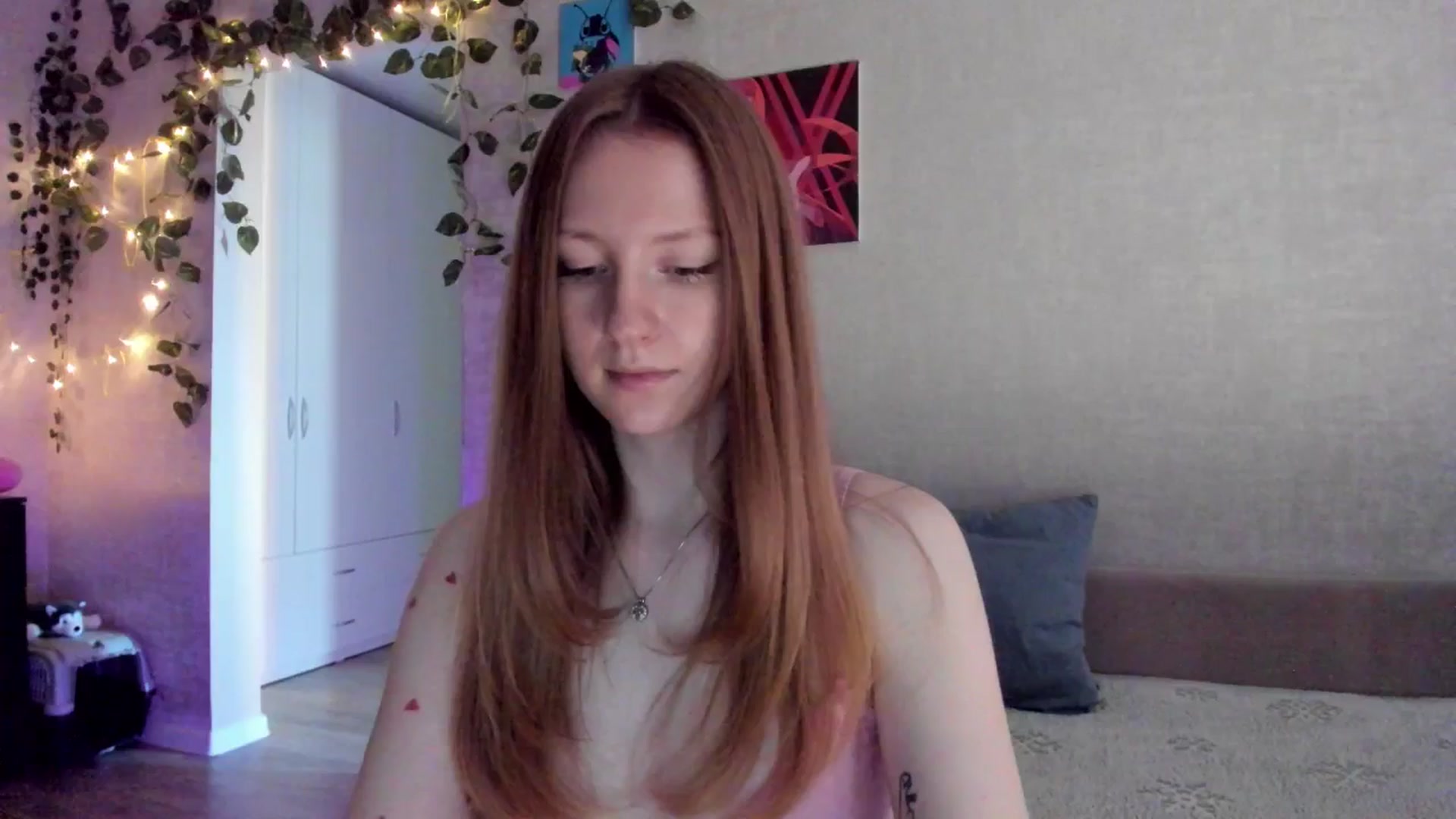 Gallery image thumbnail from mnialice's myfreecams stream on, 11/30/2025, 04:33 image 20 of 20