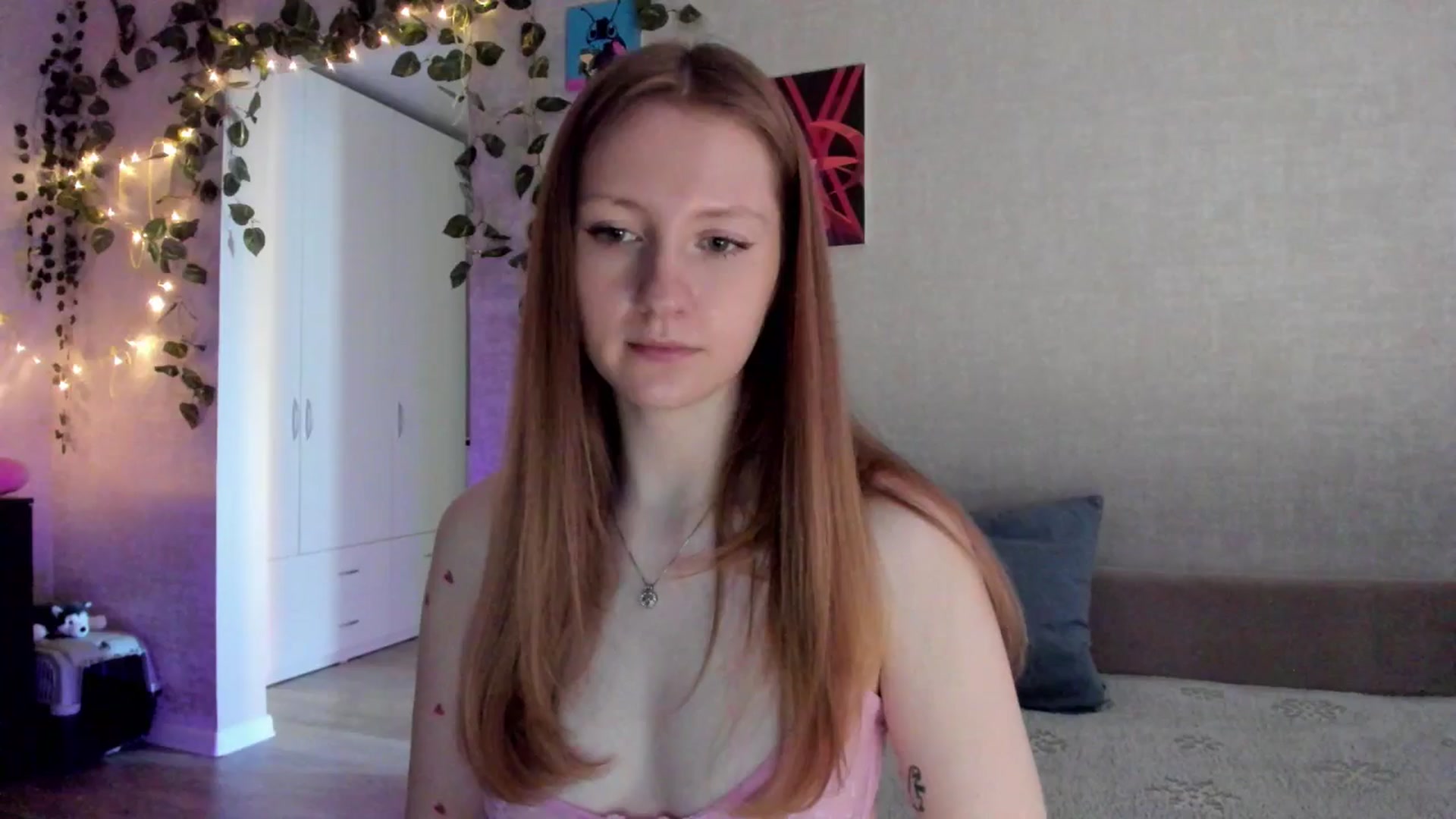 Gallery image thumbnail from mnialice's myfreecams stream on, 11/30/2025, 04:33 image 14 of 20
