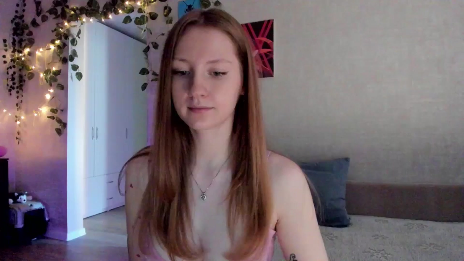 Gallery image thumbnail from mnialice's myfreecams stream on, 11/30/2025, 04:33 image 18 of 20