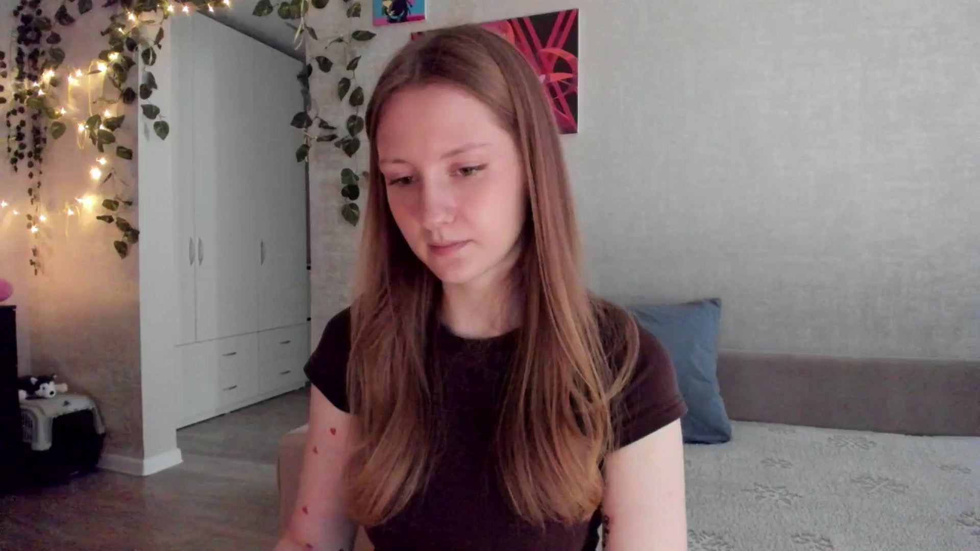 Gallery image thumbnail from mnialice's myfreecams stream on, 12/01/2025, 04:41 image 19 of 20