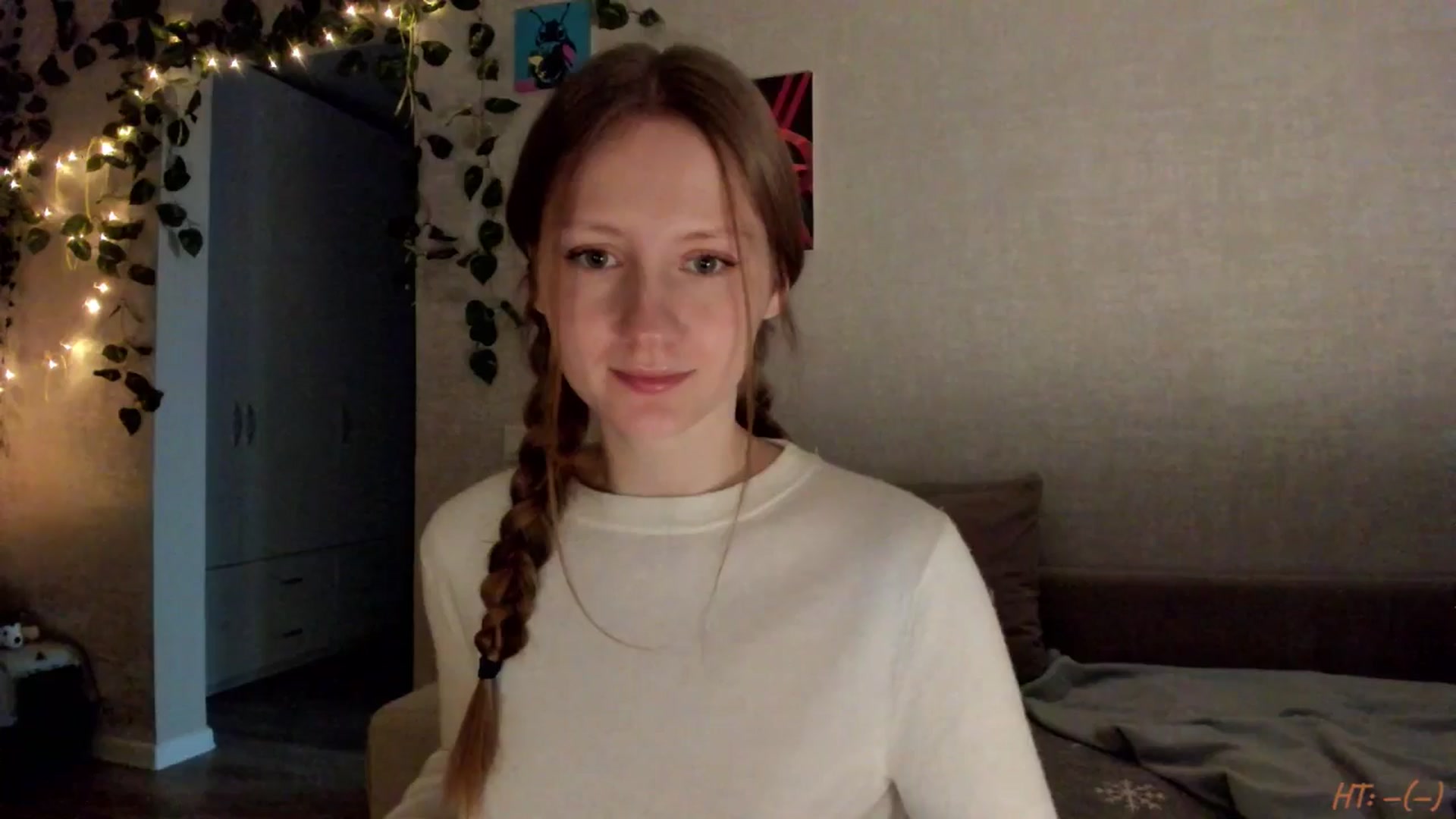 Gallery image thumbnail from mnialice's myfreecams stream on, 12/31/2025, 04:37 image 1 of 20