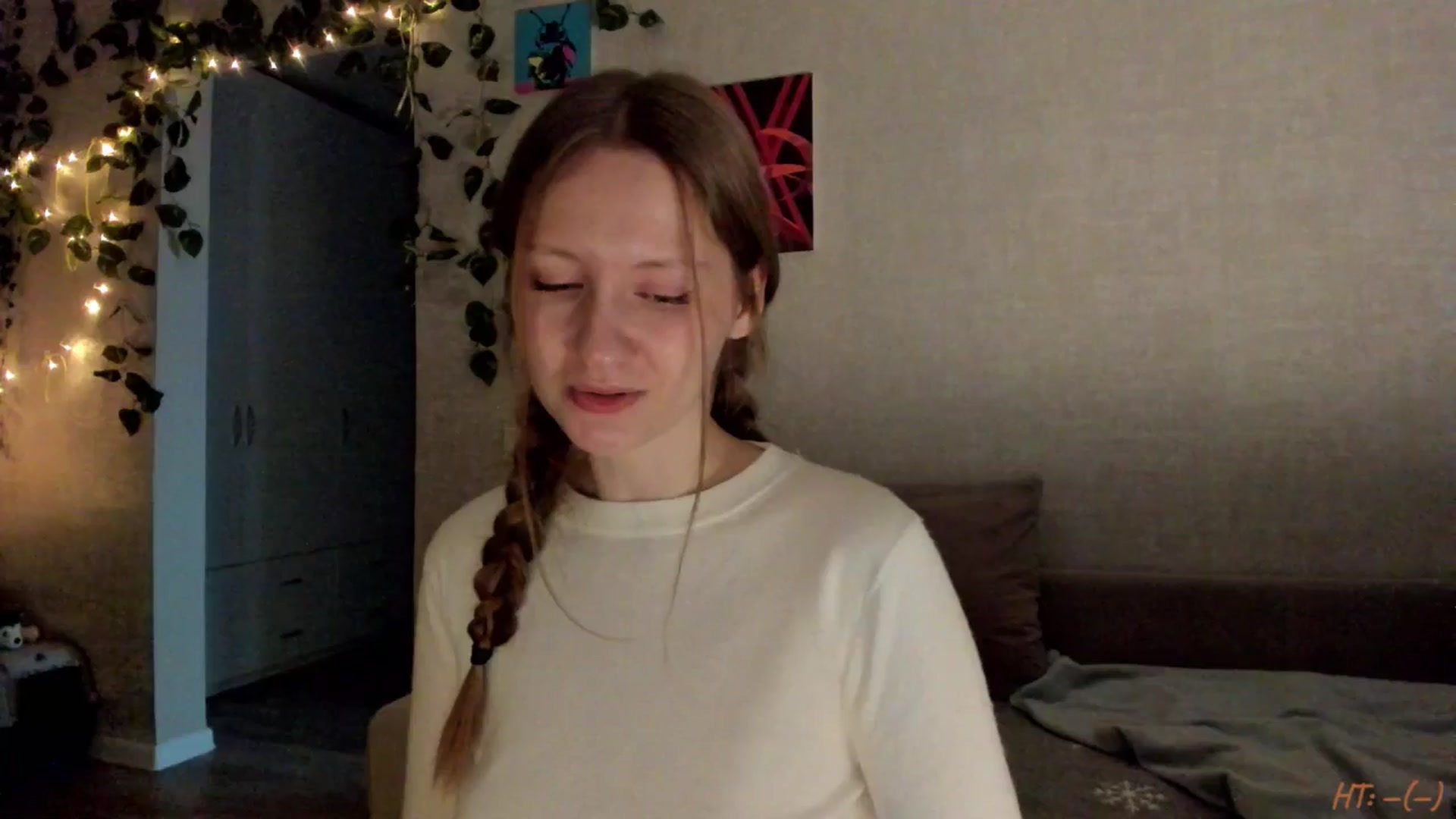 Gallery image thumbnail from mnialice's myfreecams stream on, 12/31/2025, 04:37 image 2 of 20