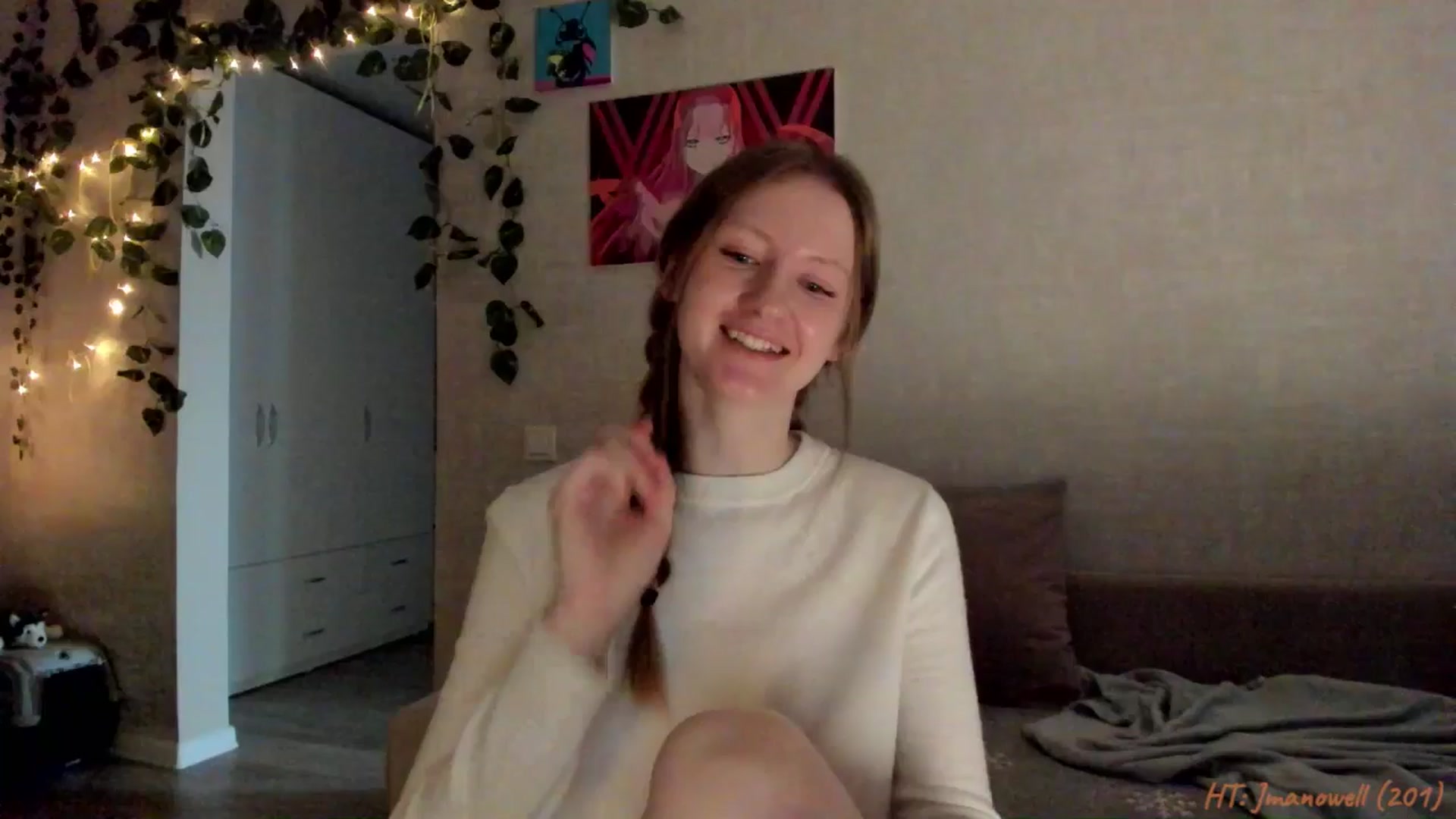 Gallery image thumbnail from mnialice's myfreecams stream on, 12/31/2025, 04:37 image 15 of 20