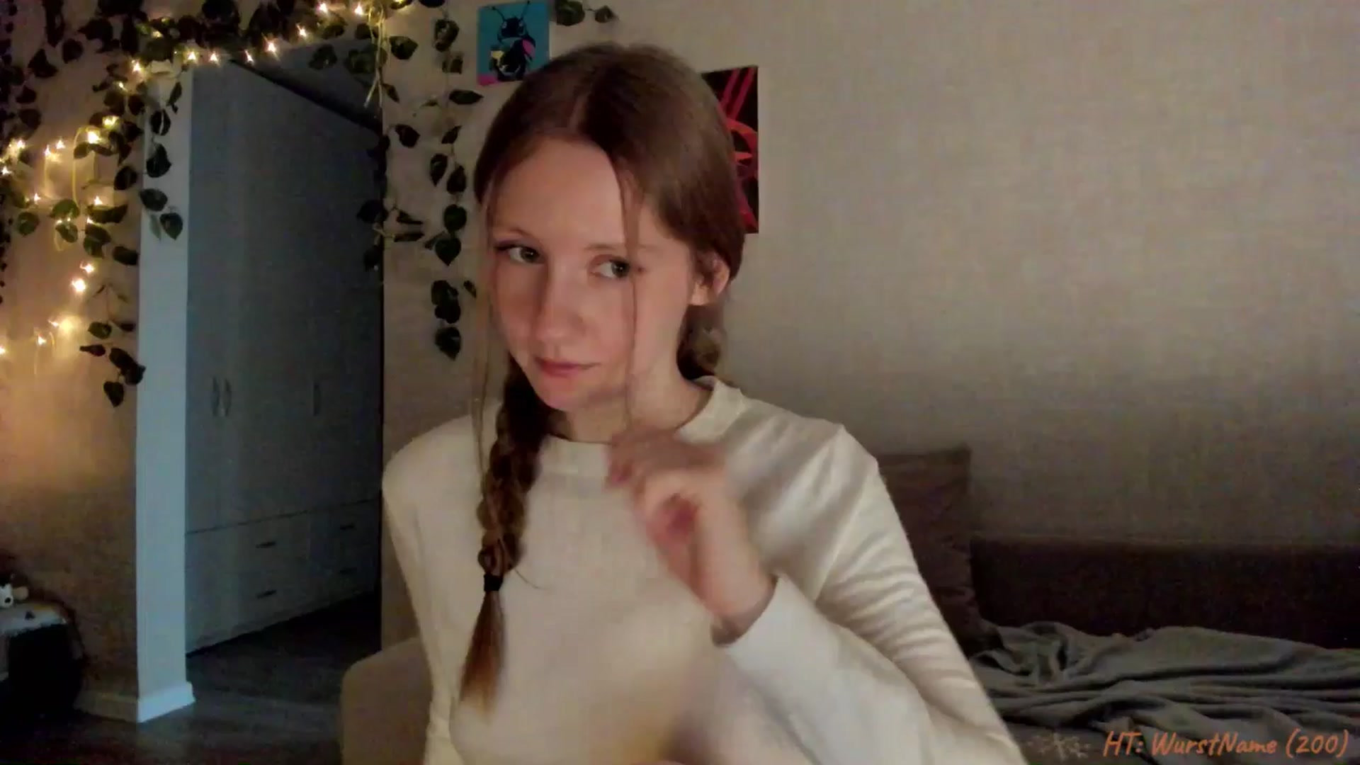 Gallery image thumbnail from mnialice's myfreecams stream on, 12/31/2025, 04:37 image 6 of 20