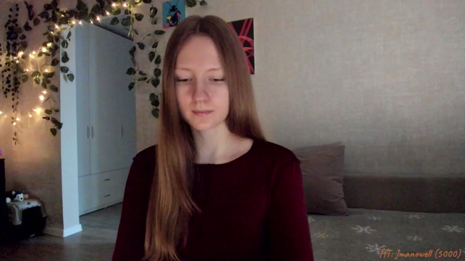 Gallery image thumbnail from mnialice's myfreecams stream on, 01/01/2026, 05:15 image 14 of 20
