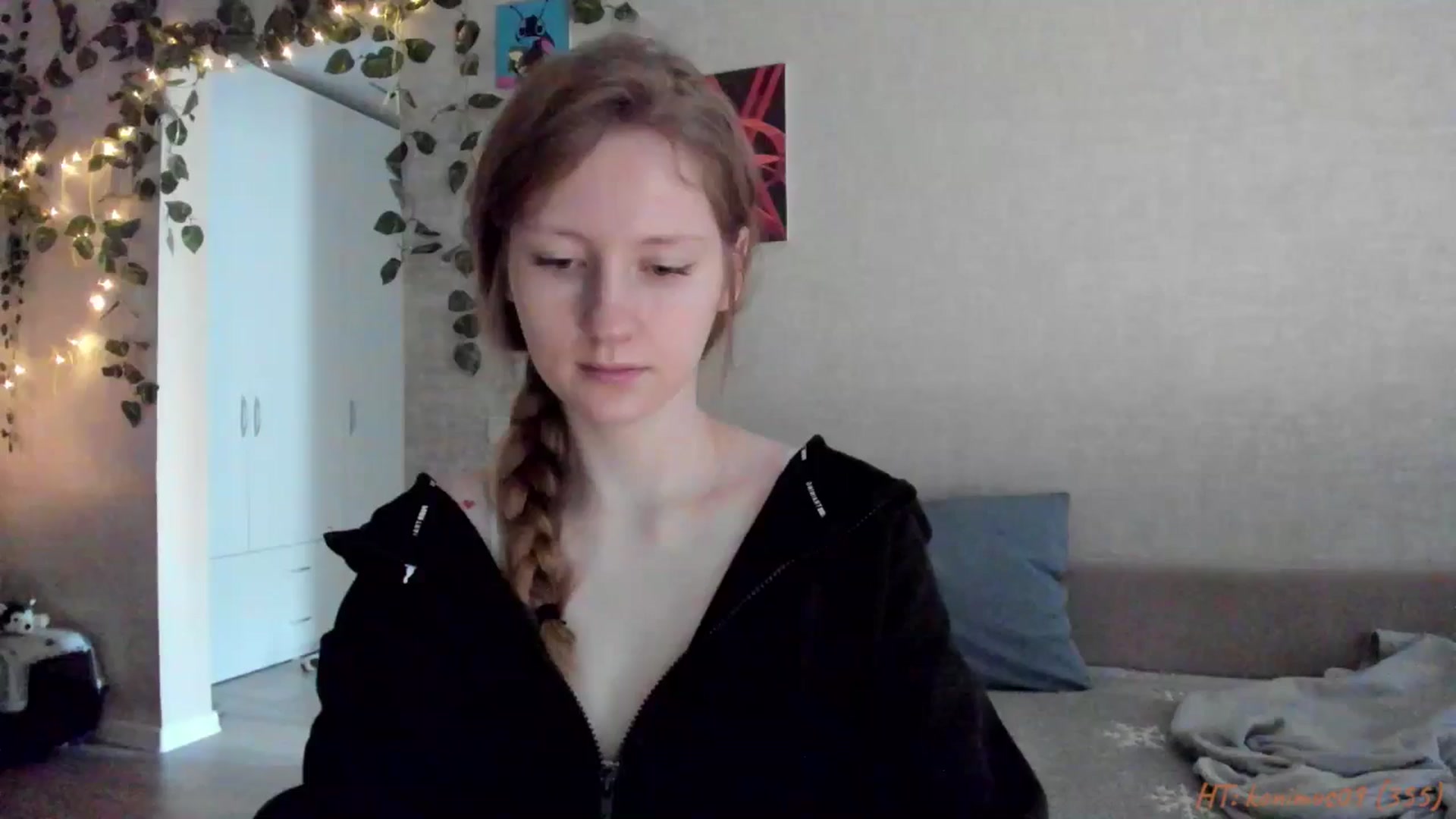 Gallery image thumbnail from mnialice's myfreecams stream on, 01/03/2026, 05:28 image 11 of 20