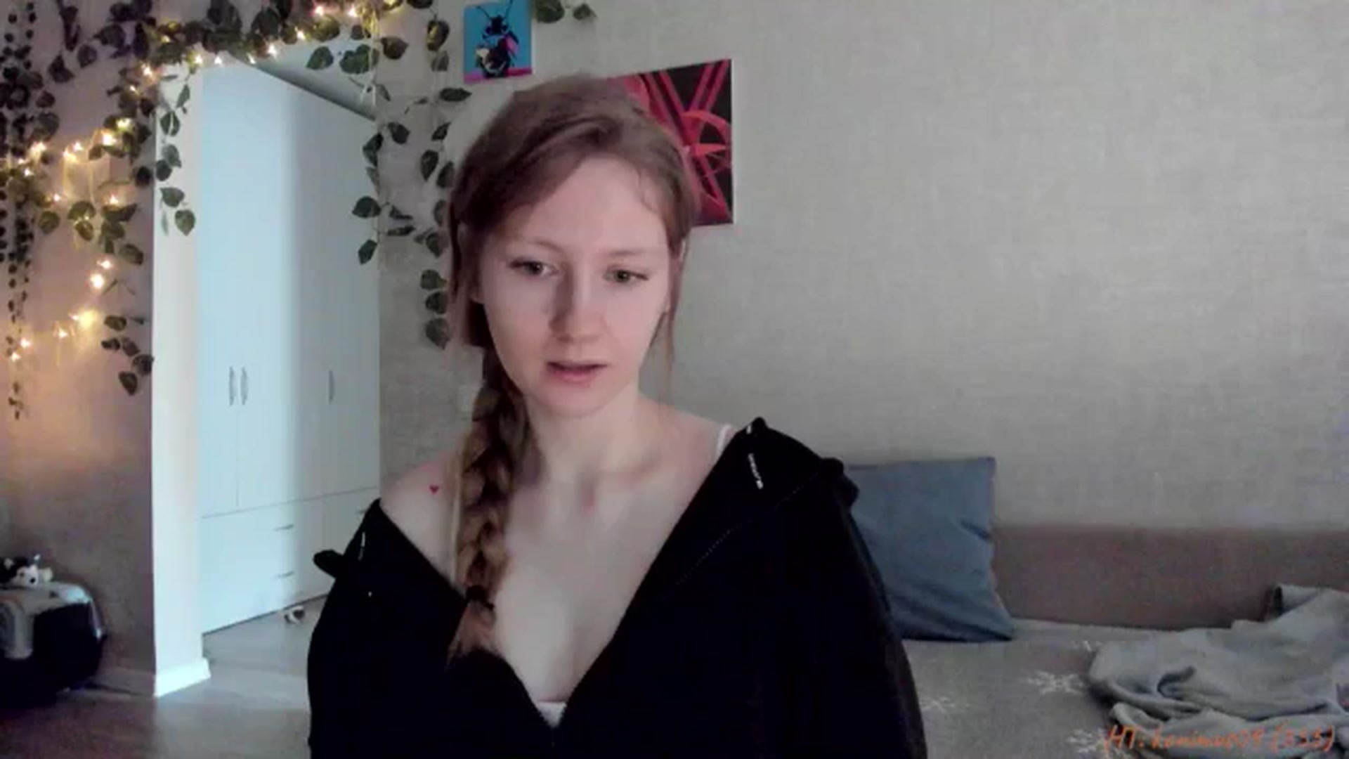 Gallery image thumbnail from mnialice's myfreecams stream on, 01/03/2026, 05:28 image 17 of 20