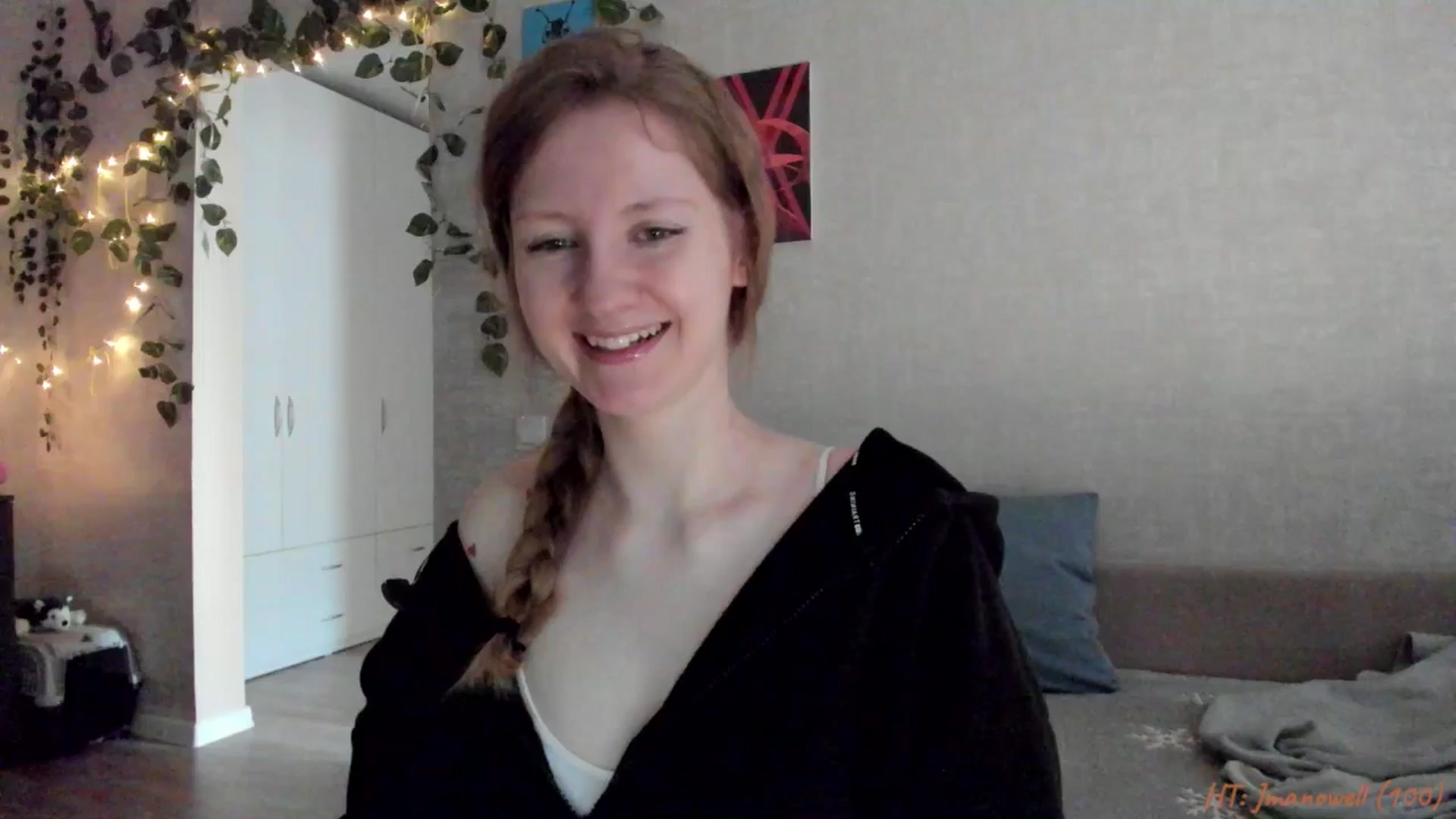 Gallery image thumbnail from mnialice's myfreecams stream on, 01/03/2026, 05:28 image 5 of 20