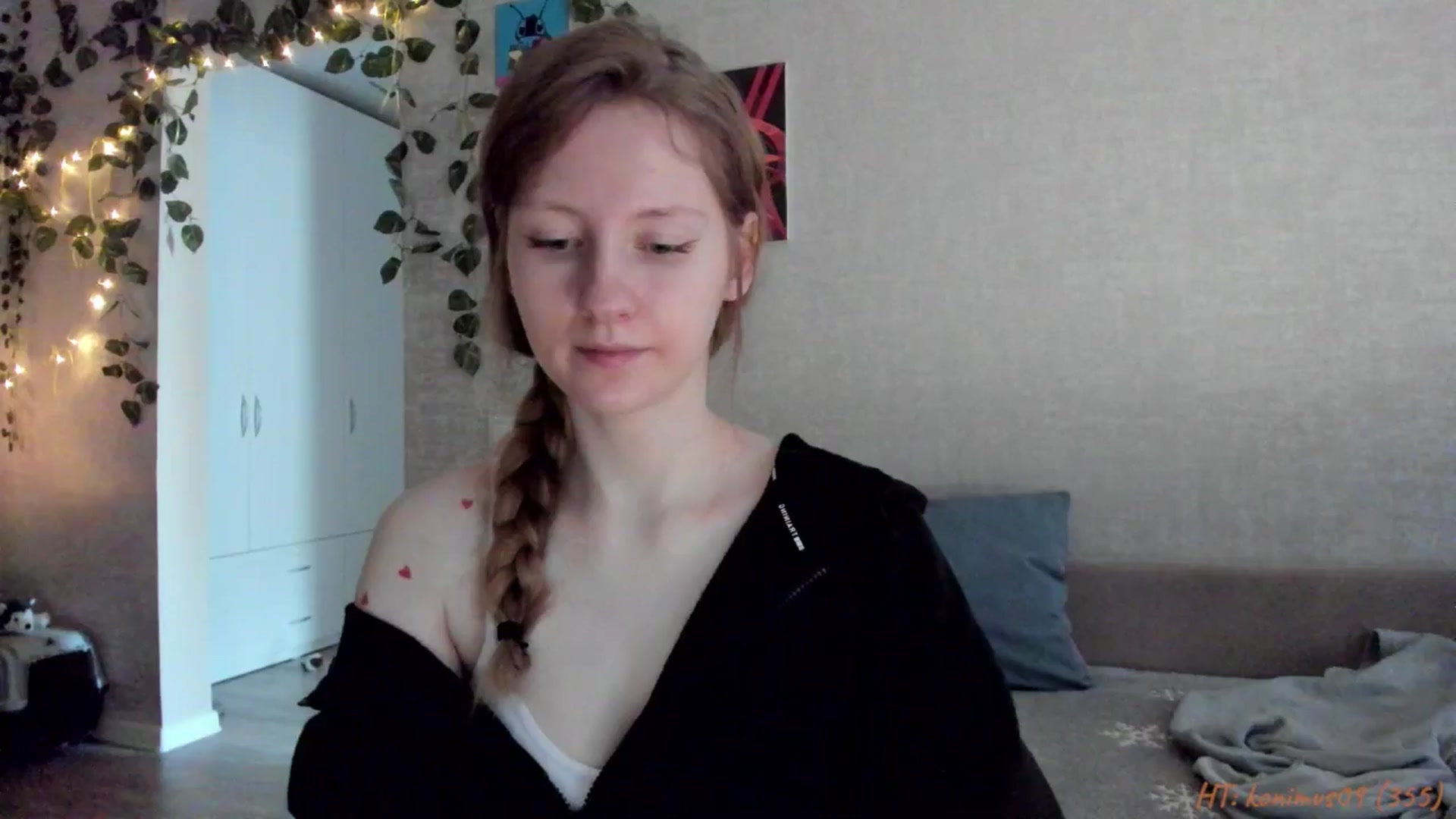 Gallery image thumbnail from mnialice's myfreecams stream on, 01/03/2026, 05:28 image 13 of 20