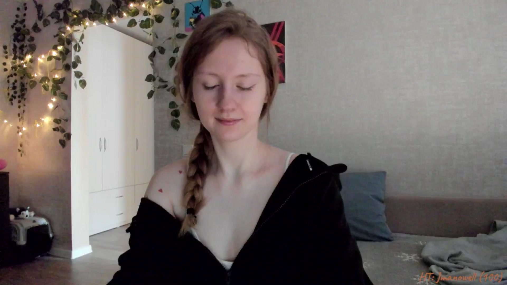 Gallery image thumbnail from mnialice's myfreecams stream on, 01/03/2026, 05:28 image 4 of 20
