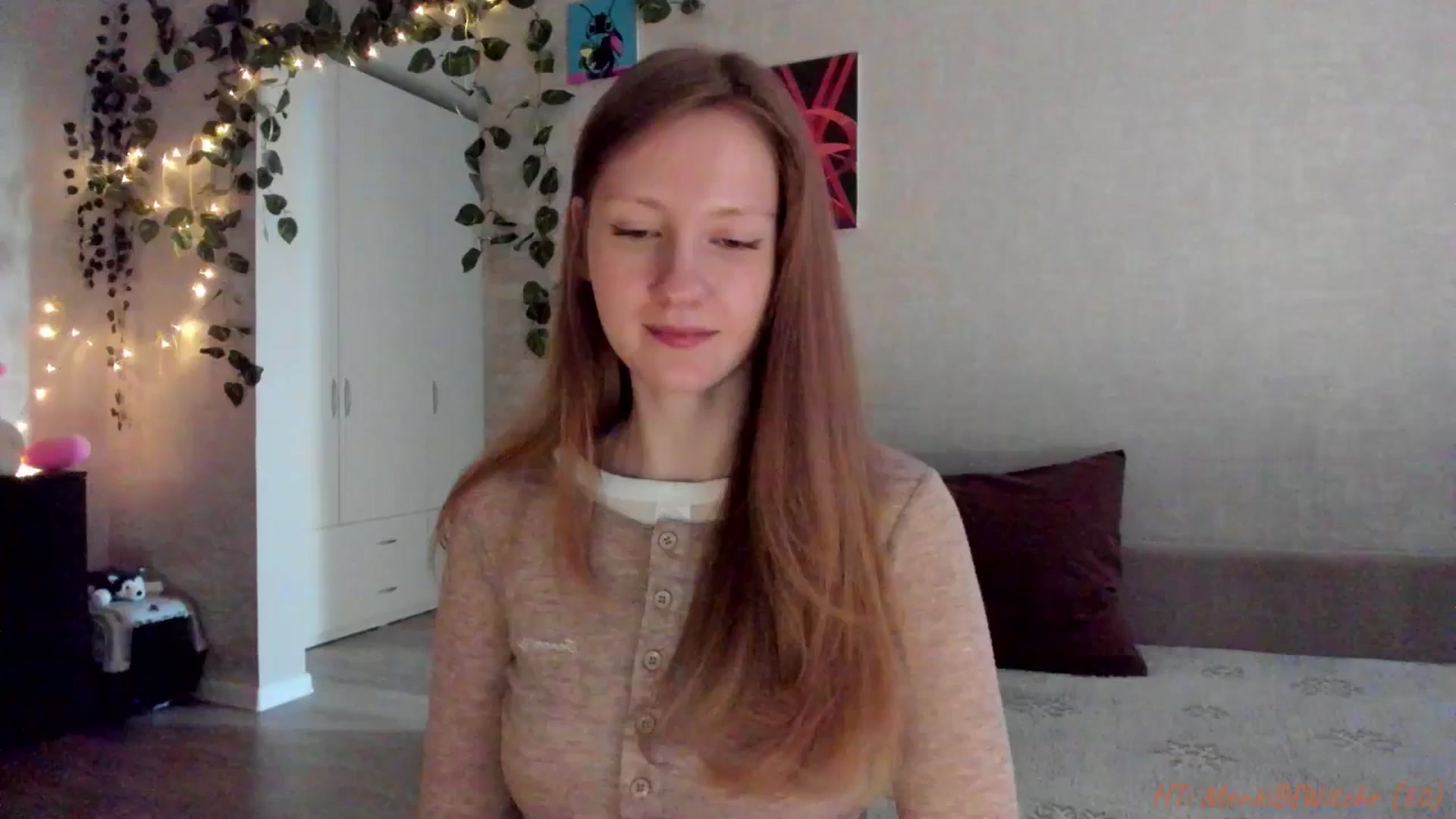 Gallery image thumbnail from mnialice's myfreecams stream on, 01/23/2026, 06:20 image 8 of 20