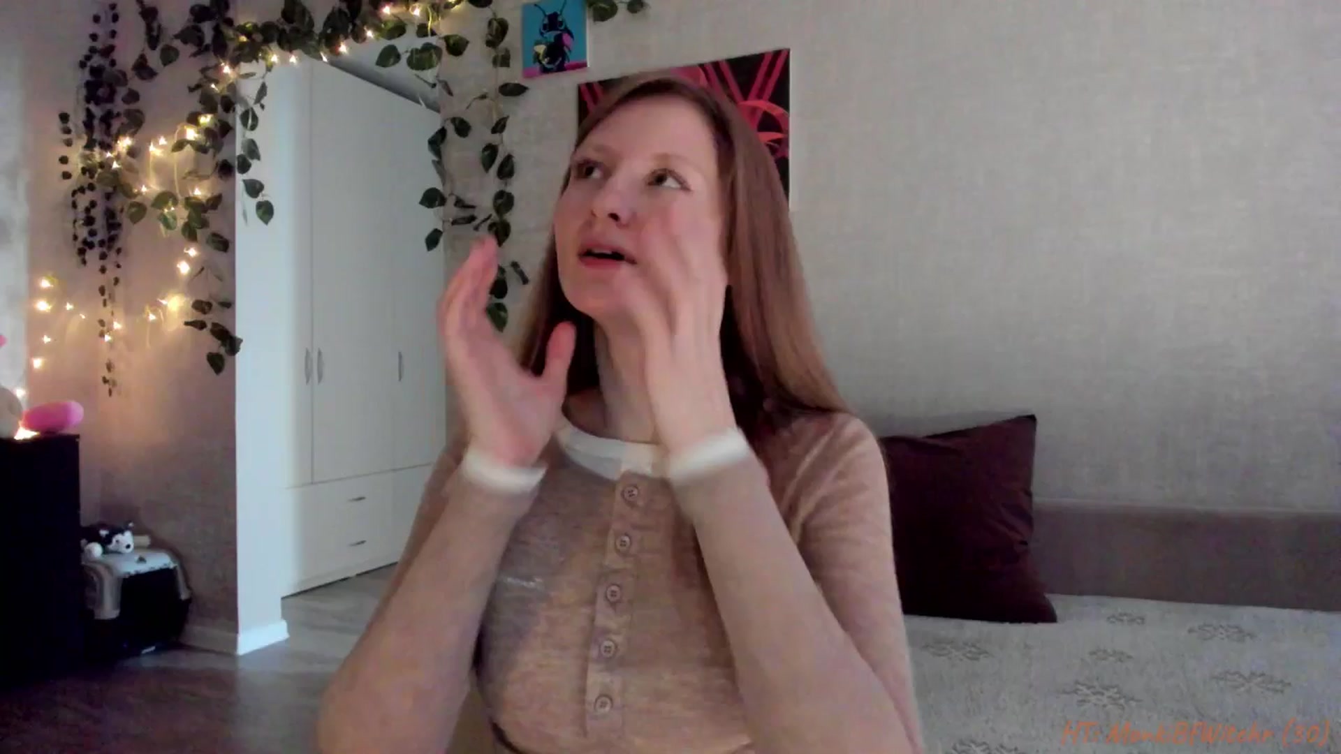Gallery image thumbnail from mnialice's myfreecams stream on, 01/23/2026, 06:20 image 7 of 20