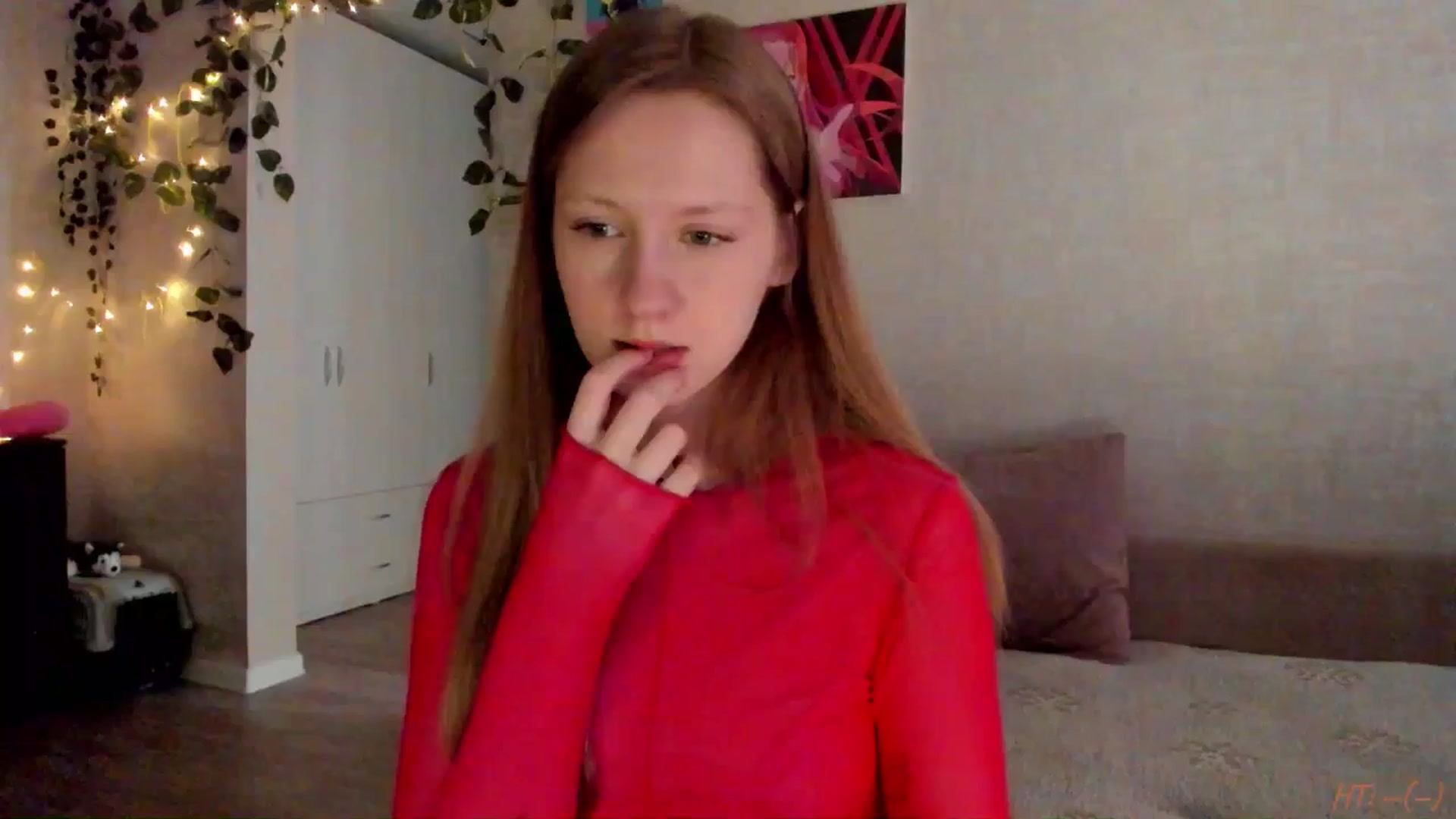Gallery image thumbnail from mnialice's myfreecams stream on, 01/26/2026, 04:32 image 11 of 20