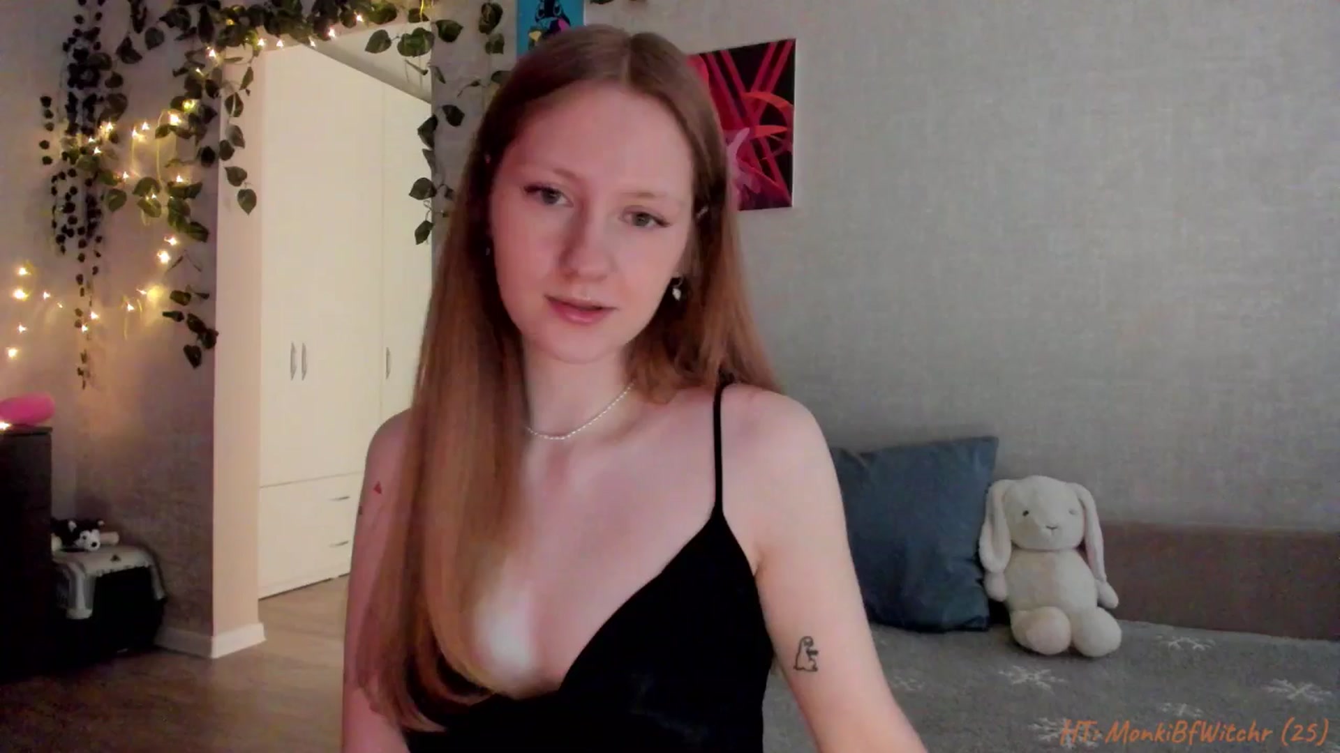 Gallery image thumbnail from mnialice's myfreecams stream on, 01/31/2026, 05:33 image 1 of 20