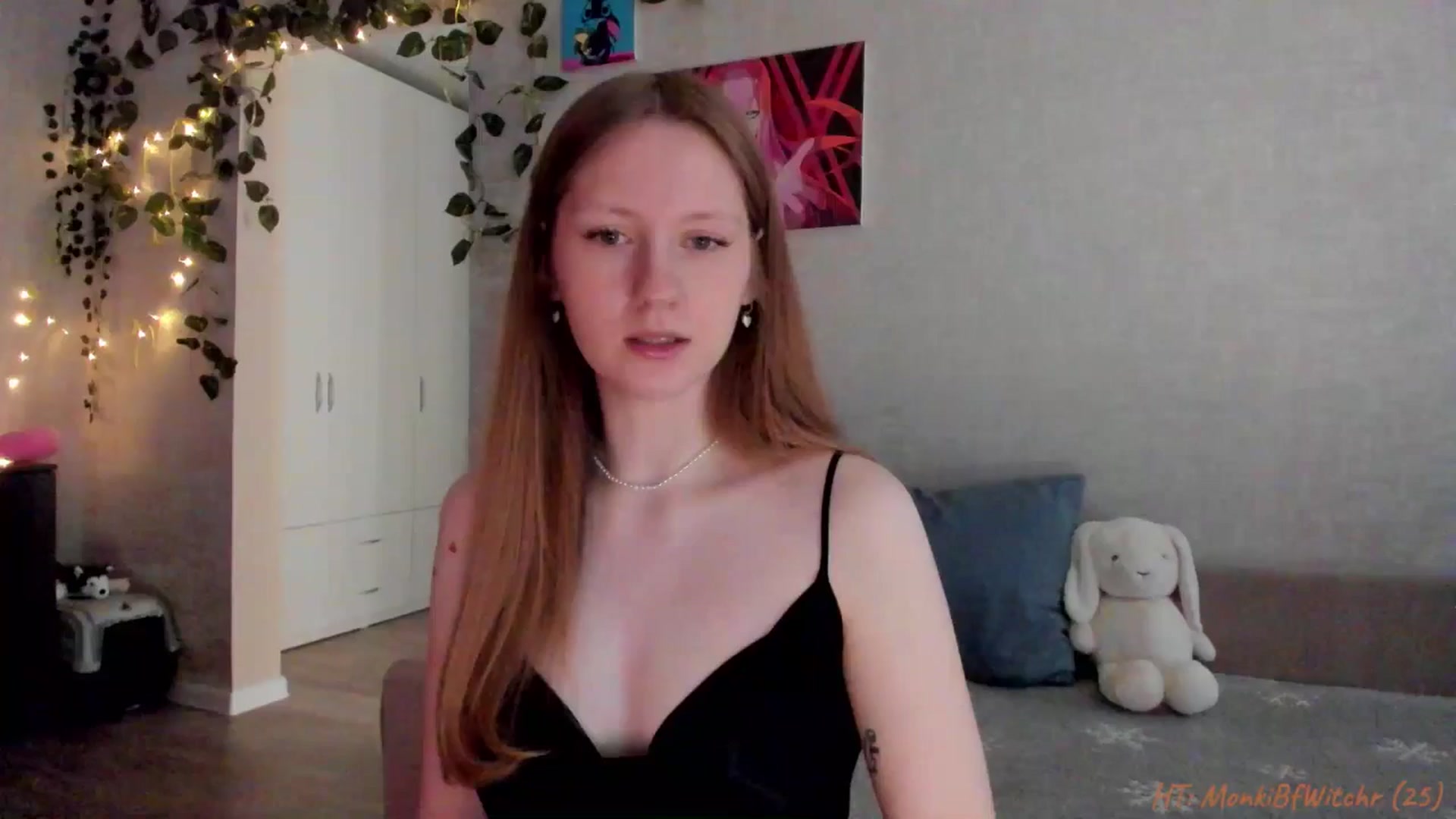 Gallery image thumbnail from mnialice's myfreecams stream on, 01/31/2026, 05:33 image 6 of 20