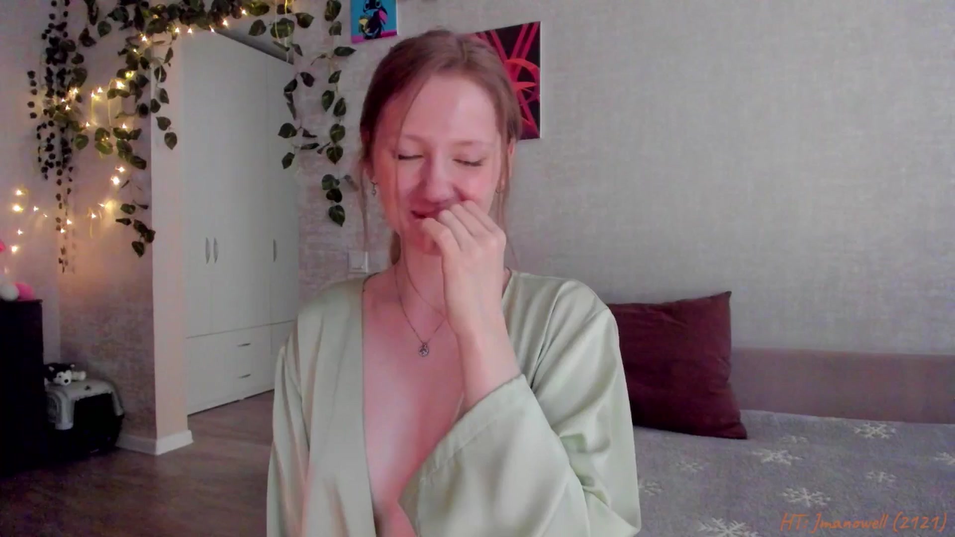 Gallery image thumbnail from mnialice's myfreecams stream on, 02/14/2026, 06:18 image 13 of 20