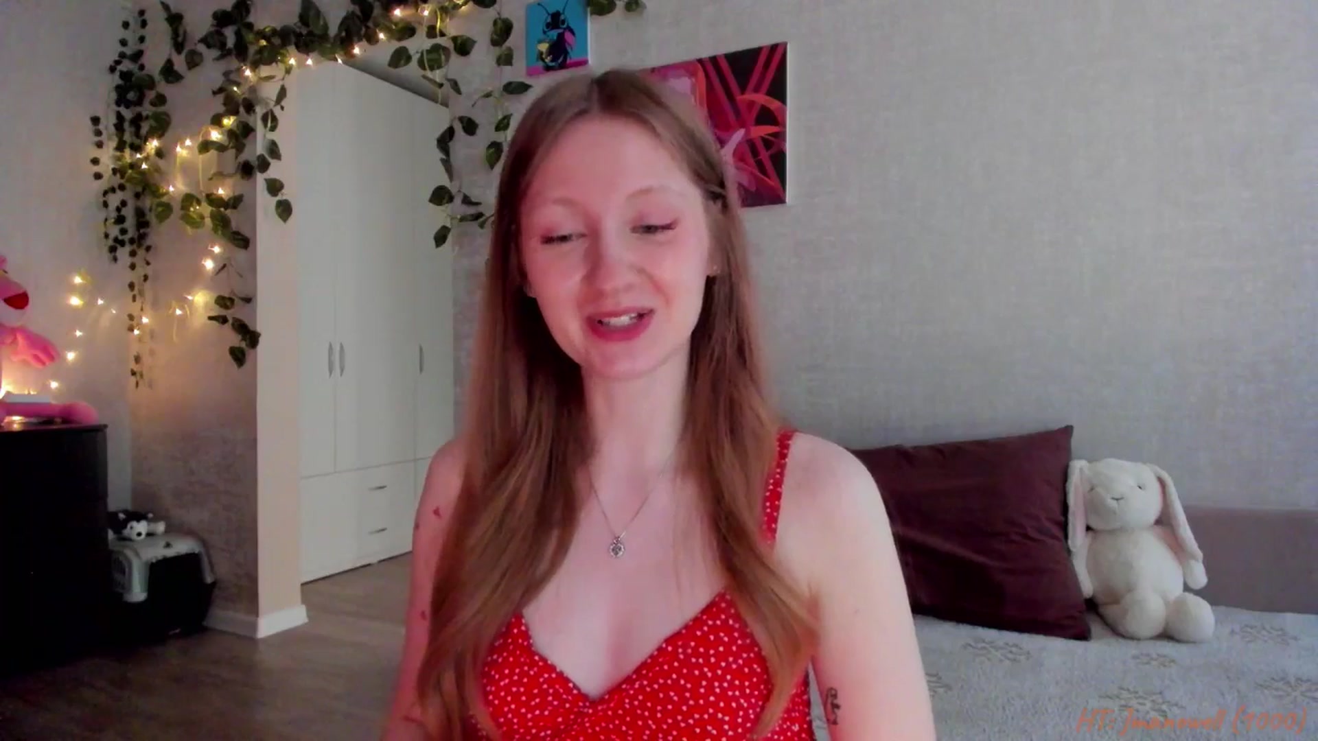 Gallery image thumbnail from mnialice's myfreecams stream on, 02/15/2026, 04:50 image 16 of 20