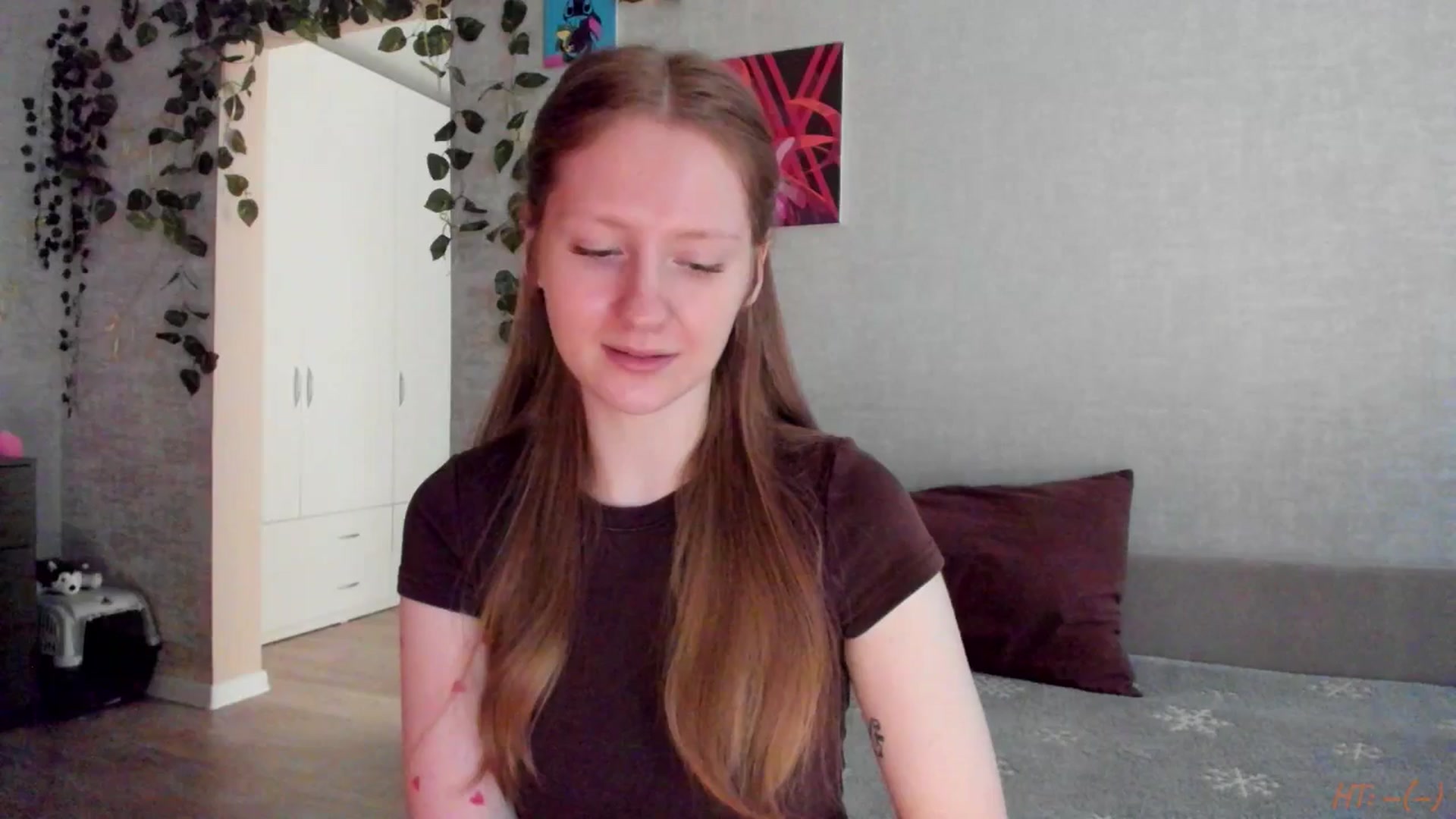 Gallery image thumbnail from mnialice's myfreecams stream on, 02/16/2026, 05:33 image 5 of 20
