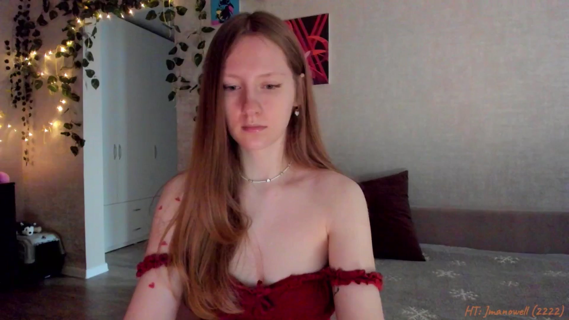 Gallery image thumbnail from mnialice's myfreecams stream on, 02/17/2026, 04:36 image 14 of 20