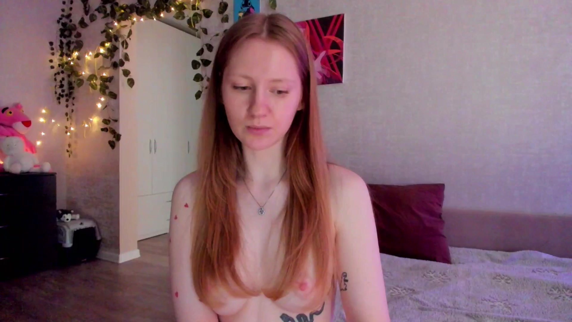 Gallery image thumbnail from mnialice's myfreecams stream on, 03/01/2026, 06:23 image 17 of 20