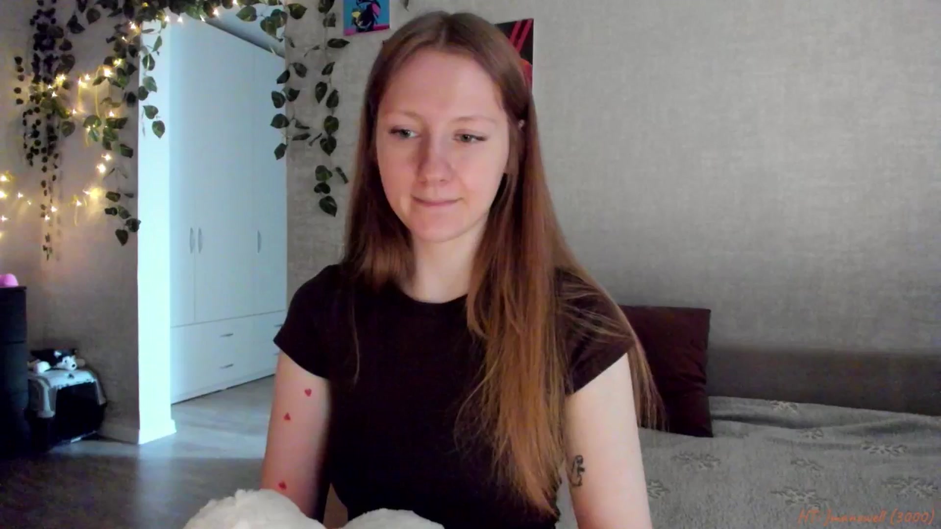 Gallery image thumbnail from mnialice's myfreecams stream on, 03/15/2026, 04:02 image 19 of 20