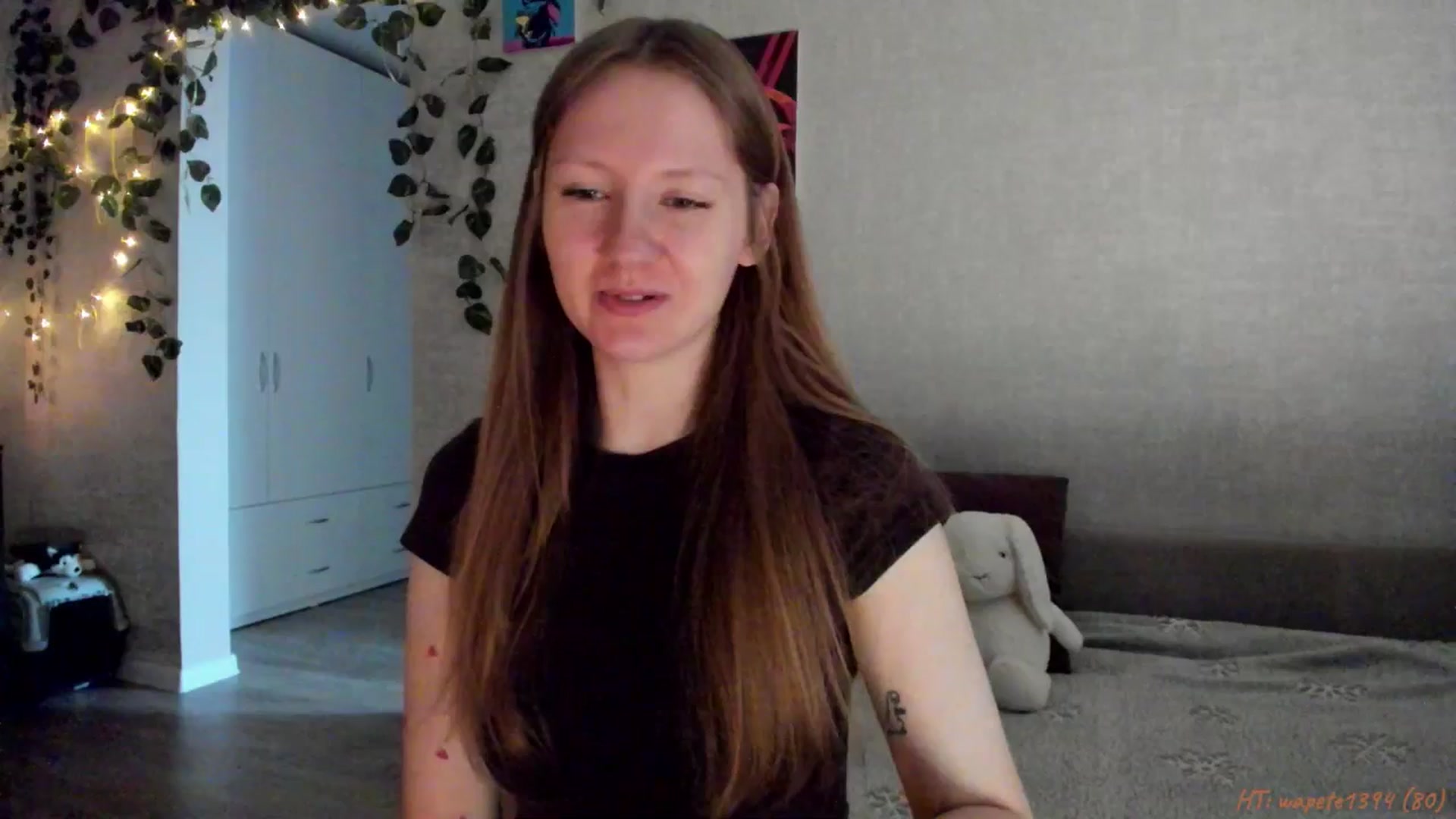 Gallery image thumbnail from mnialice's myfreecams stream on, 03/15/2026, 04:02 image 5 of 20