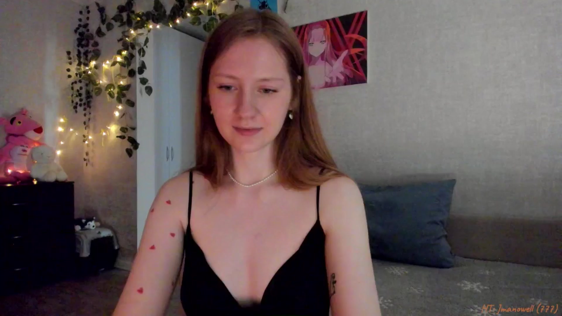 Gallery image thumbnail from mnialice's myfreecams stream on, 04/12/2026, 04:31 image 13 of 20