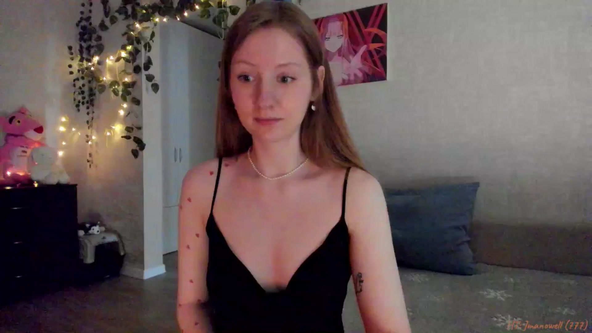Gallery image thumbnail from mnialice's myfreecams stream on, 04/12/2026, 04:31 image 18 of 20