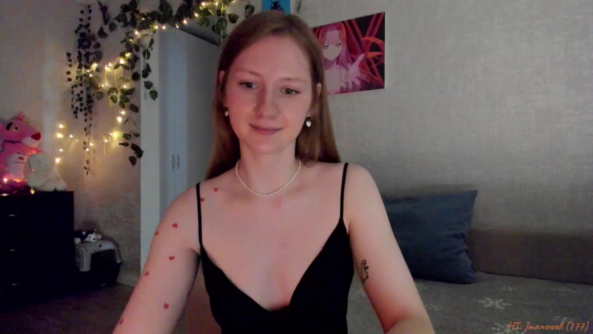 Gallery image thumbnail from mnialice's myfreecams stream on, 04/12/2026, 04:31 image 17 of 20