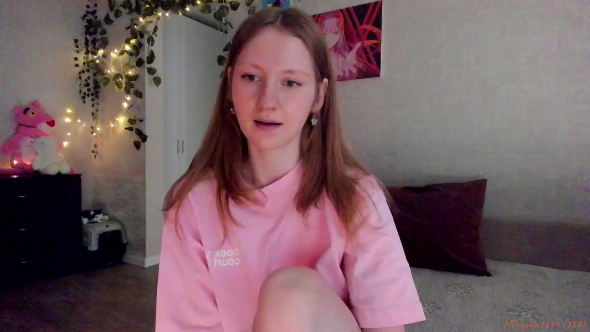 Gallery image thumbnail from mnialice's myfreecams stream on, 04/19/2026, 04:30 image 11 of 20