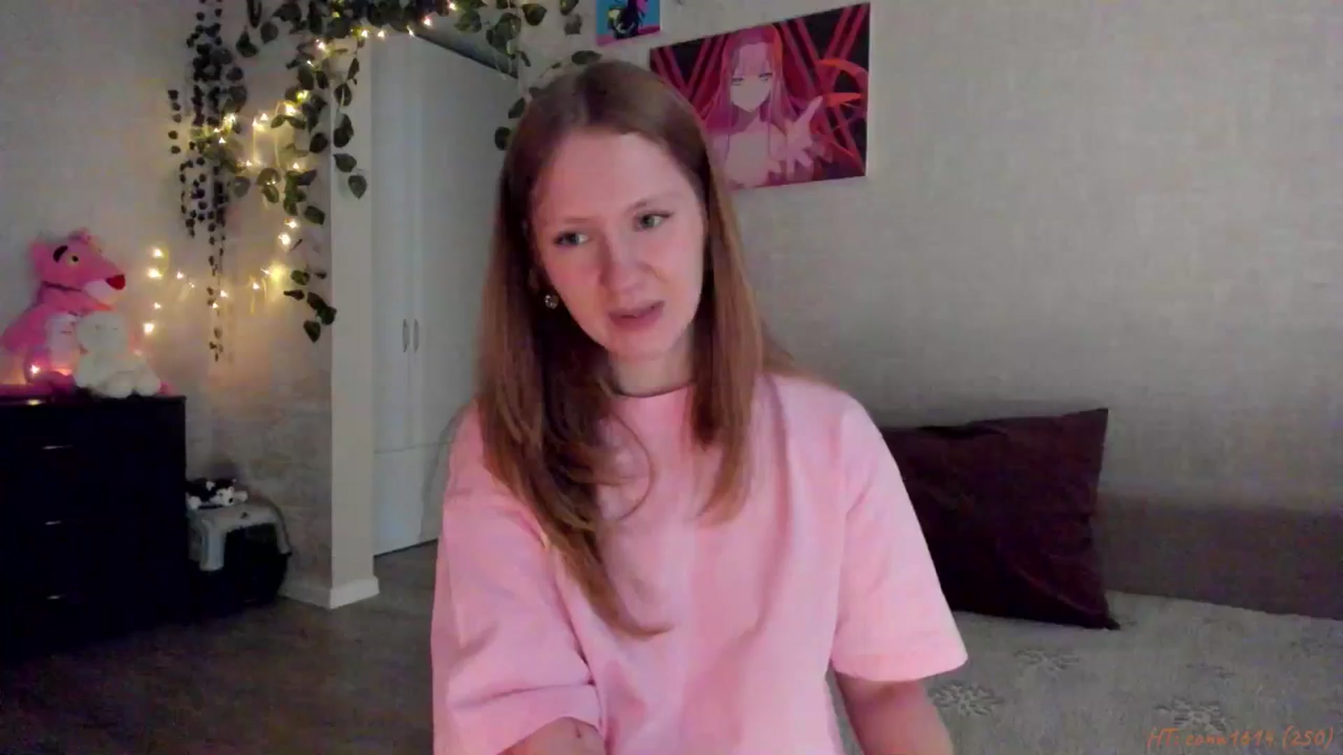 Gallery image thumbnail from mnialice's myfreecams stream on, 04/19/2026, 04:30 image 17 of 20