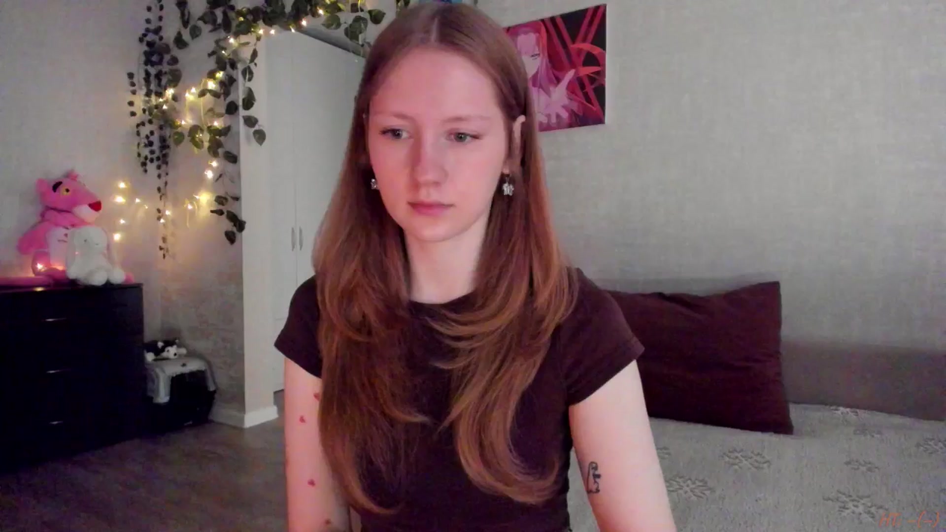Gallery image thumbnail from mnialice's myfreecams stream on, 04/20/2026, 03:33 image 2 of 20