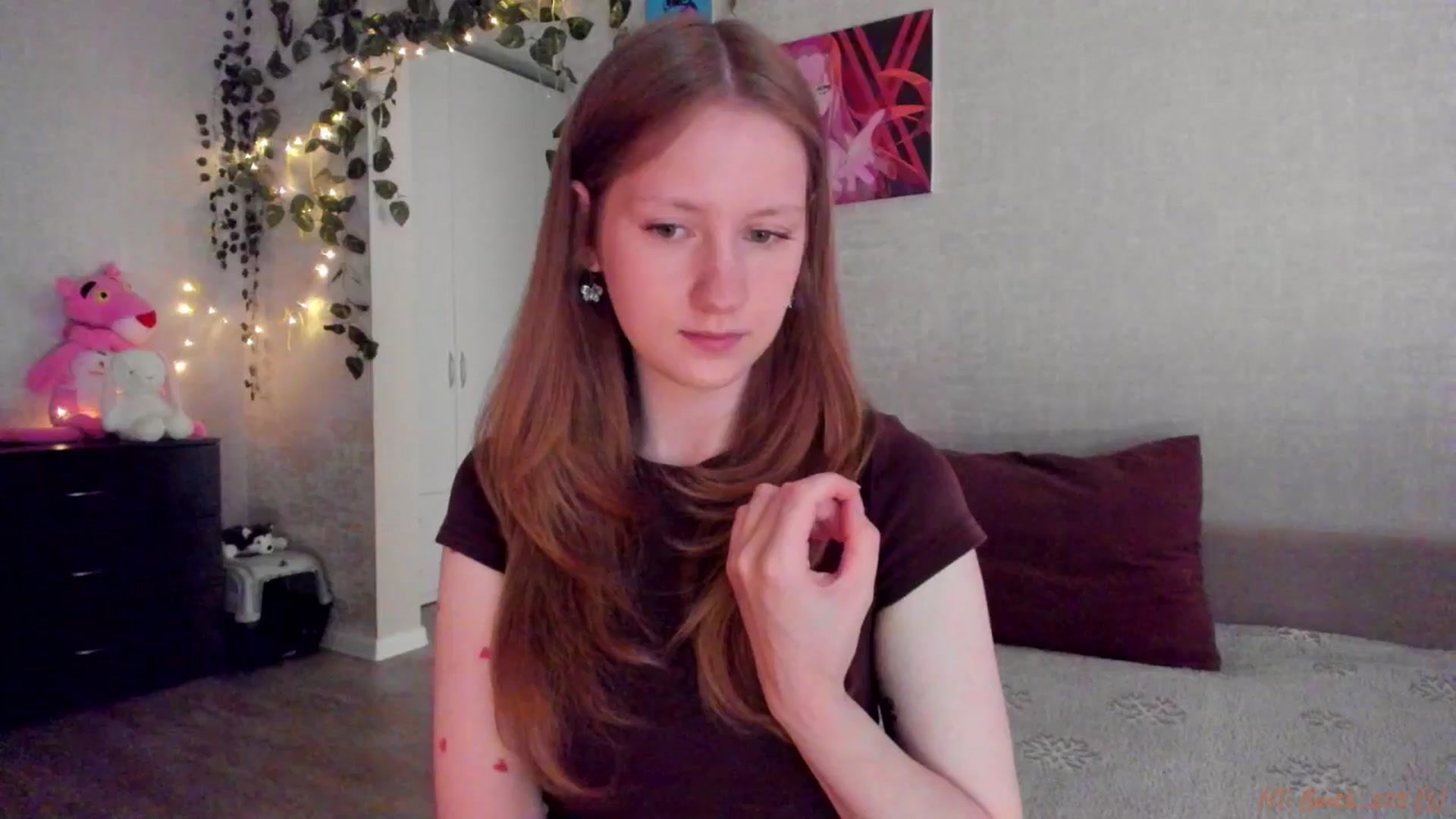Gallery image thumbnail from mnialice's myfreecams stream on, 04/20/2026, 03:33 image 12 of 20