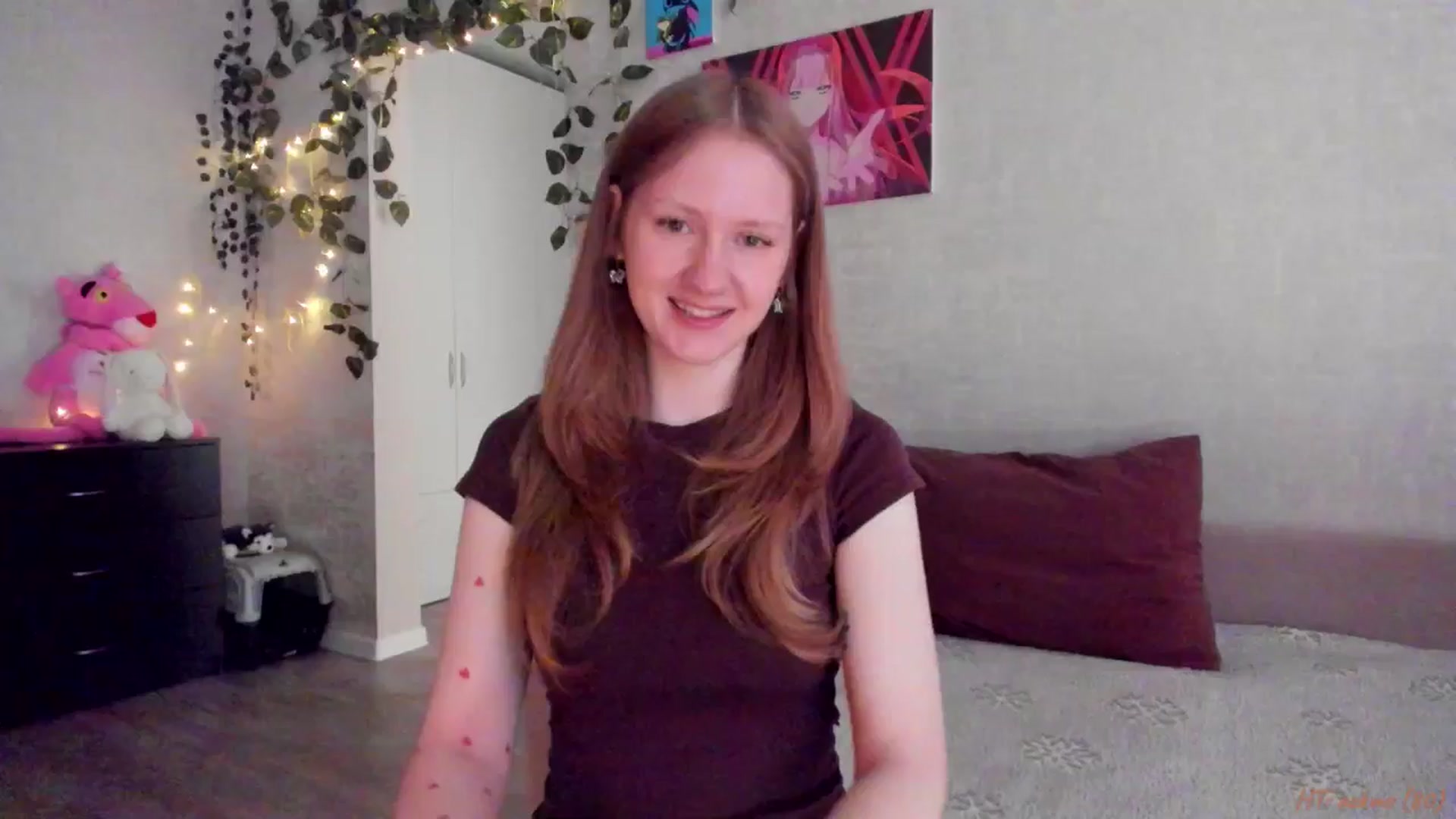 Gallery image thumbnail from mnialice's myfreecams stream on, 04/20/2026, 03:33 image 20 of 20