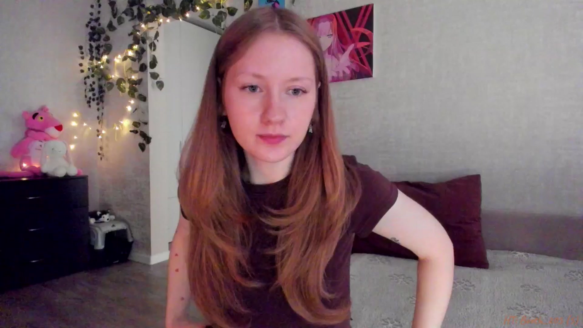 Gallery image thumbnail from mnialice's myfreecams stream on, 04/20/2026, 03:33 image 15 of 20