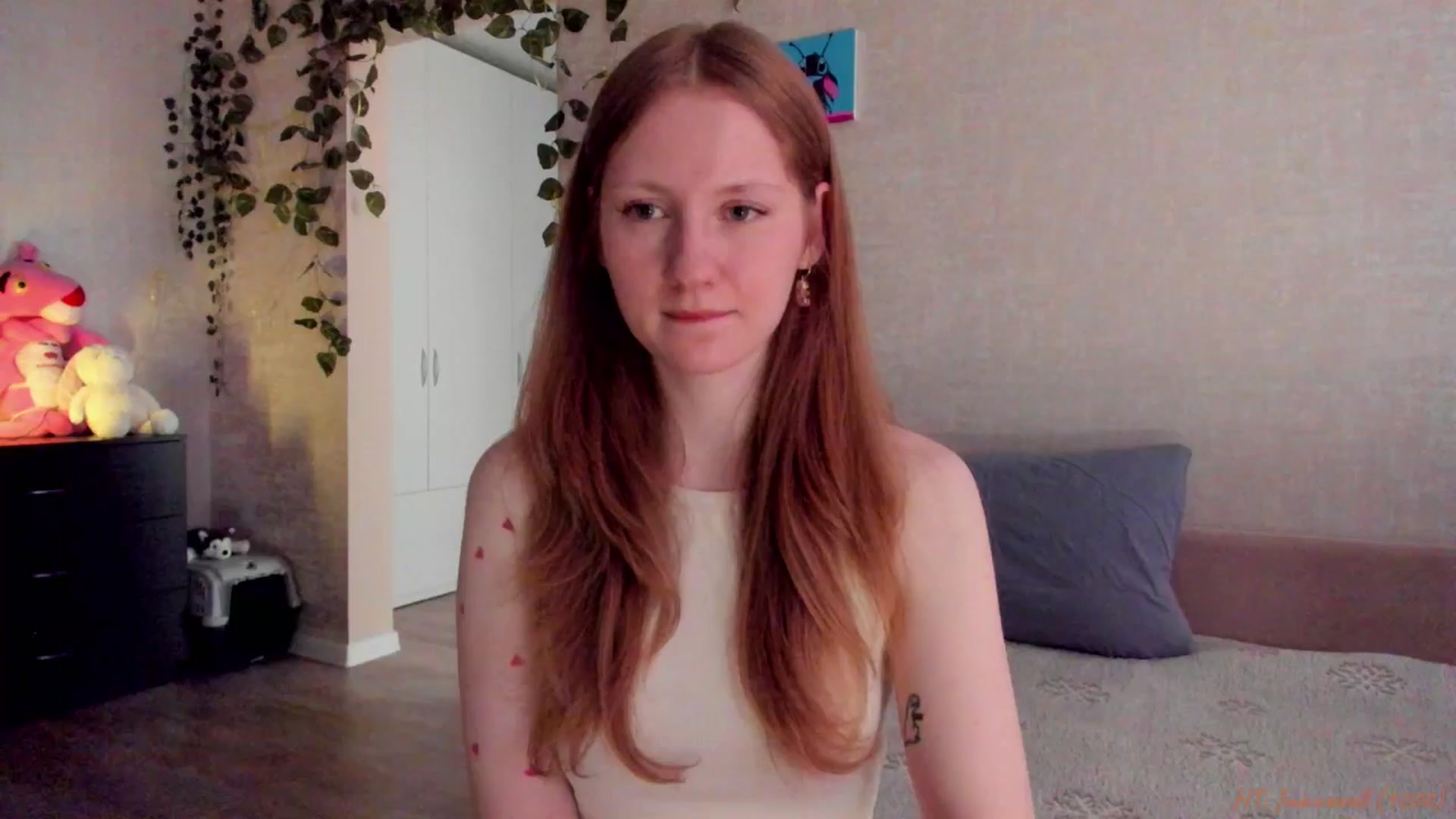 Gallery image thumbnail from mnialice's myfreecams stream on, 04/27/2026, 03:53 image 12 of 20