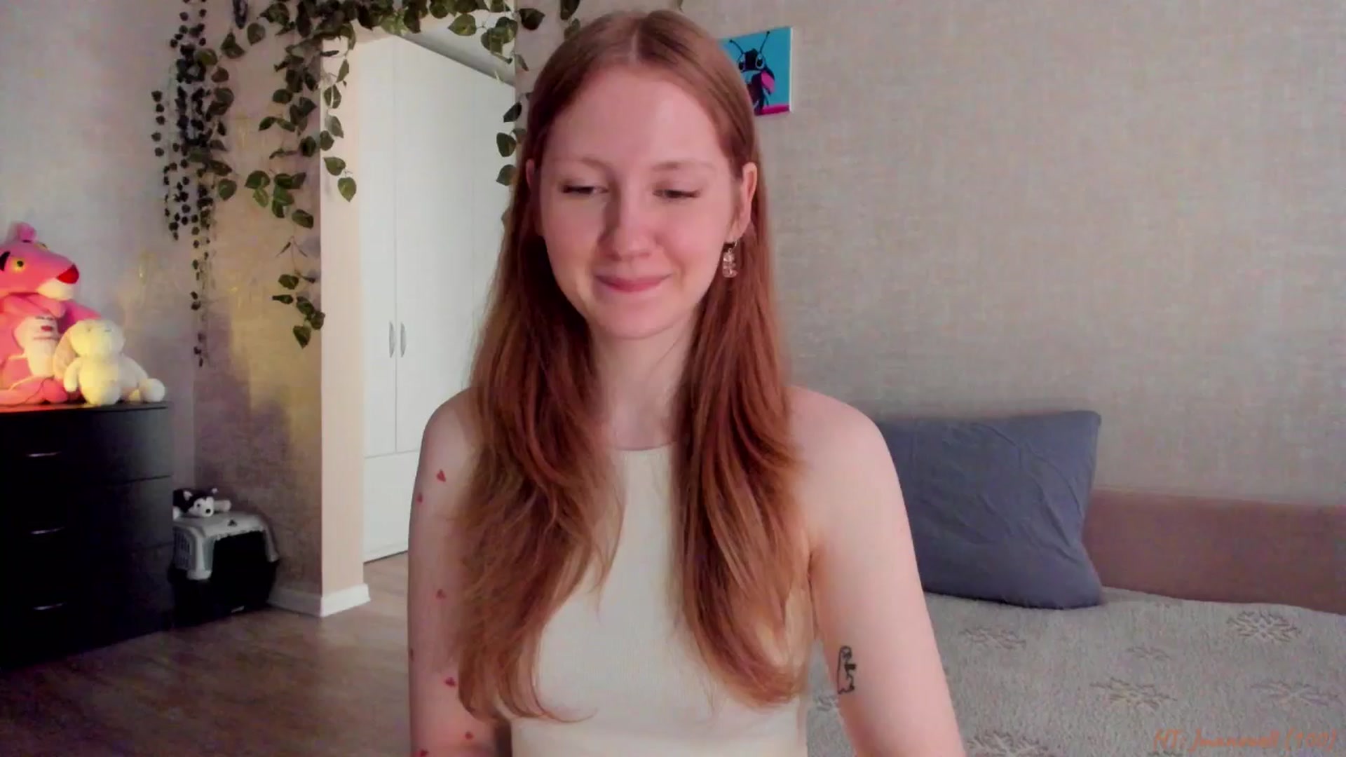 Gallery image thumbnail from mnialice's myfreecams stream on, 04/27/2026, 03:53 image 1 of 20