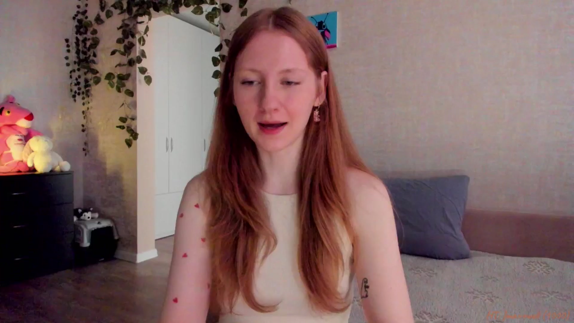 Gallery image thumbnail from mnialice's myfreecams stream on, 04/27/2026, 03:53 image 10 of 20