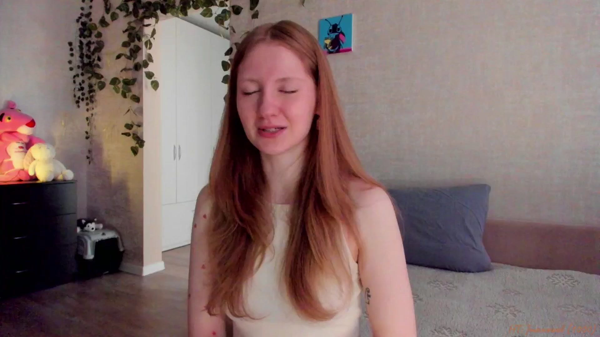 Gallery image thumbnail from mnialice's myfreecams stream on, 04/27/2026, 03:53 image 4 of 20