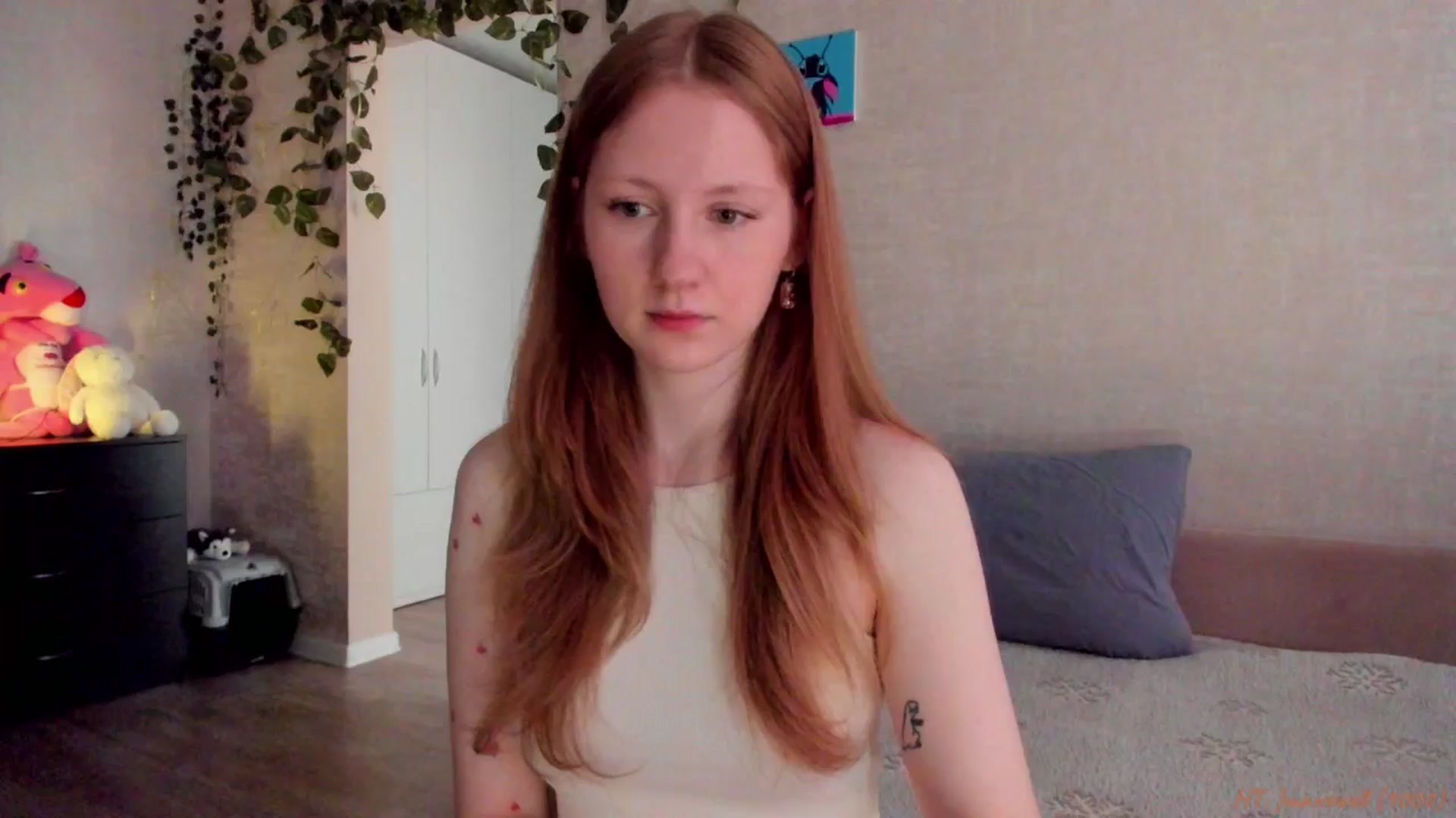 Gallery image thumbnail from mnialice's myfreecams stream on, 04/27/2026, 03:53 image 6 of 20