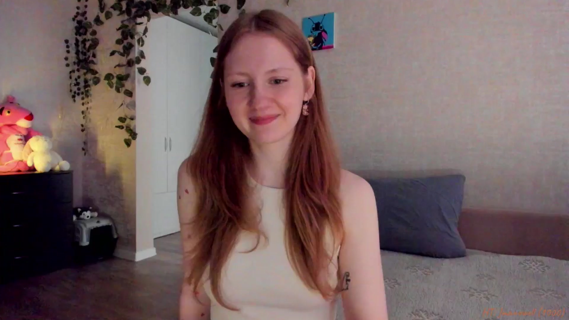 Gallery image thumbnail from mnialice's myfreecams stream on, 04/27/2026, 03:53 image 16 of 20