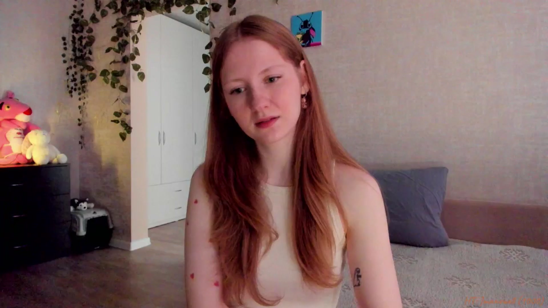 Gallery image thumbnail from mnialice's myfreecams stream on, 04/27/2026, 03:53 image 11 of 20