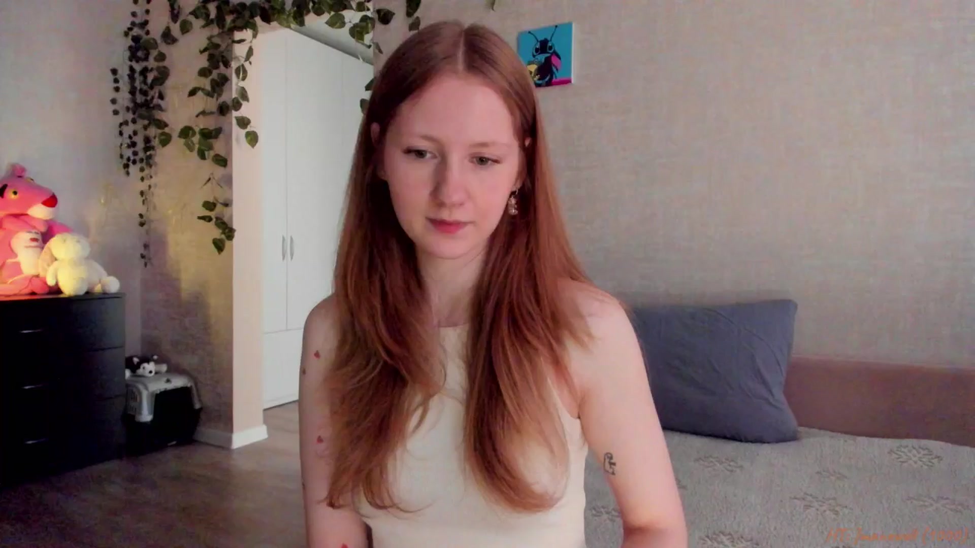 Gallery image thumbnail from mnialice's myfreecams stream on, 04/27/2026, 03:53 image 5 of 20