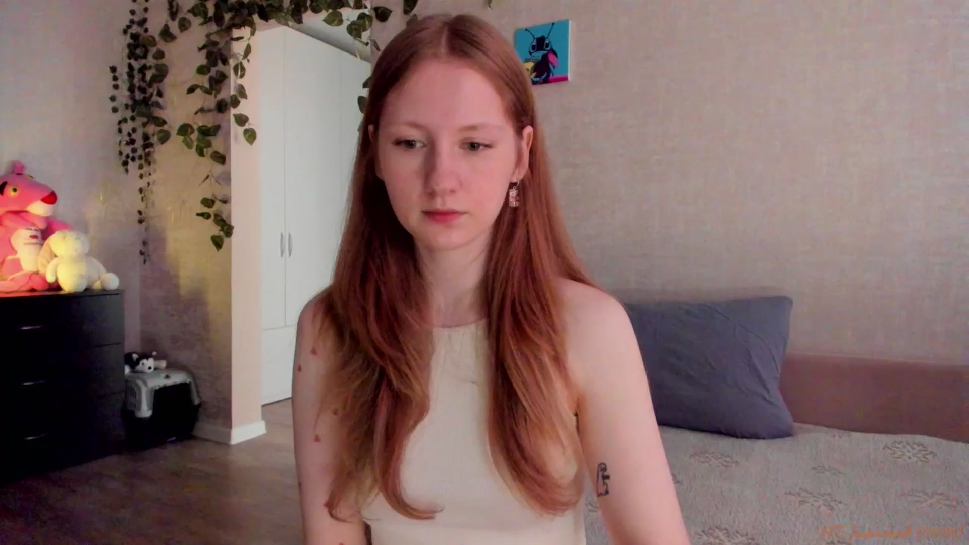 Gallery image thumbnail from mnialice's myfreecams stream on, 04/27/2026, 03:53 image 8 of 20