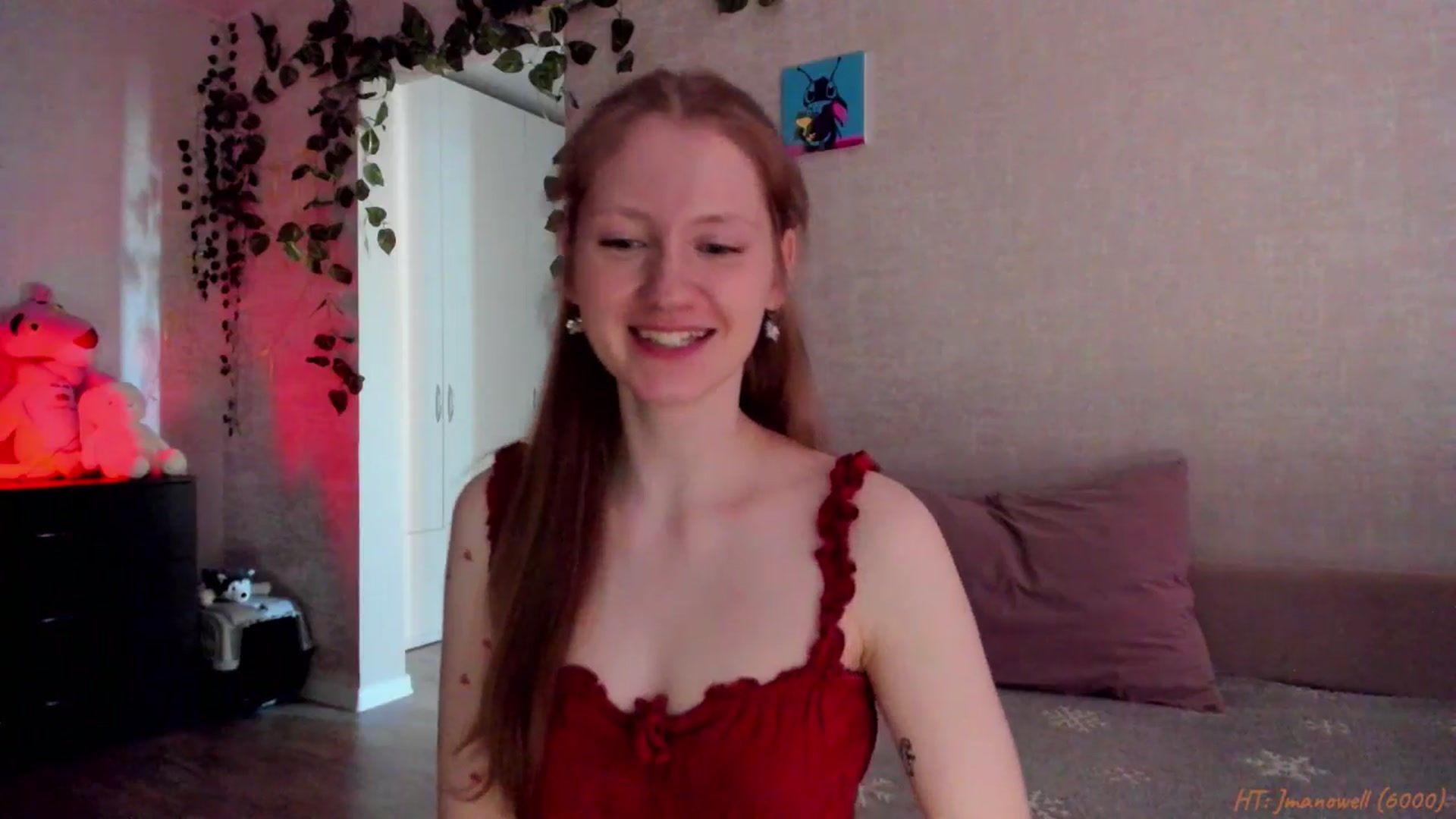Gallery image thumbnail from mnialice's myfreecams stream on, 05/01/2026, 04:33 image 8 of 20