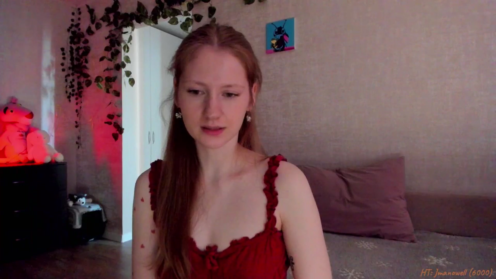 Gallery image thumbnail from mnialice's myfreecams stream on, 05/01/2026, 04:33 image 14 of 20