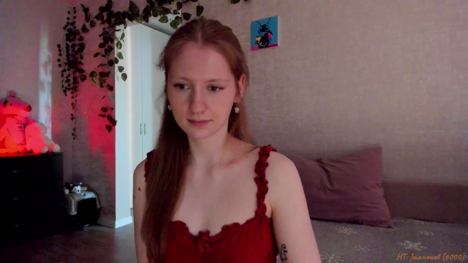 Gallery image thumbnail from mnialice's myfreecams stream on, 05/01/2026, 04:33 image 17 of 20
