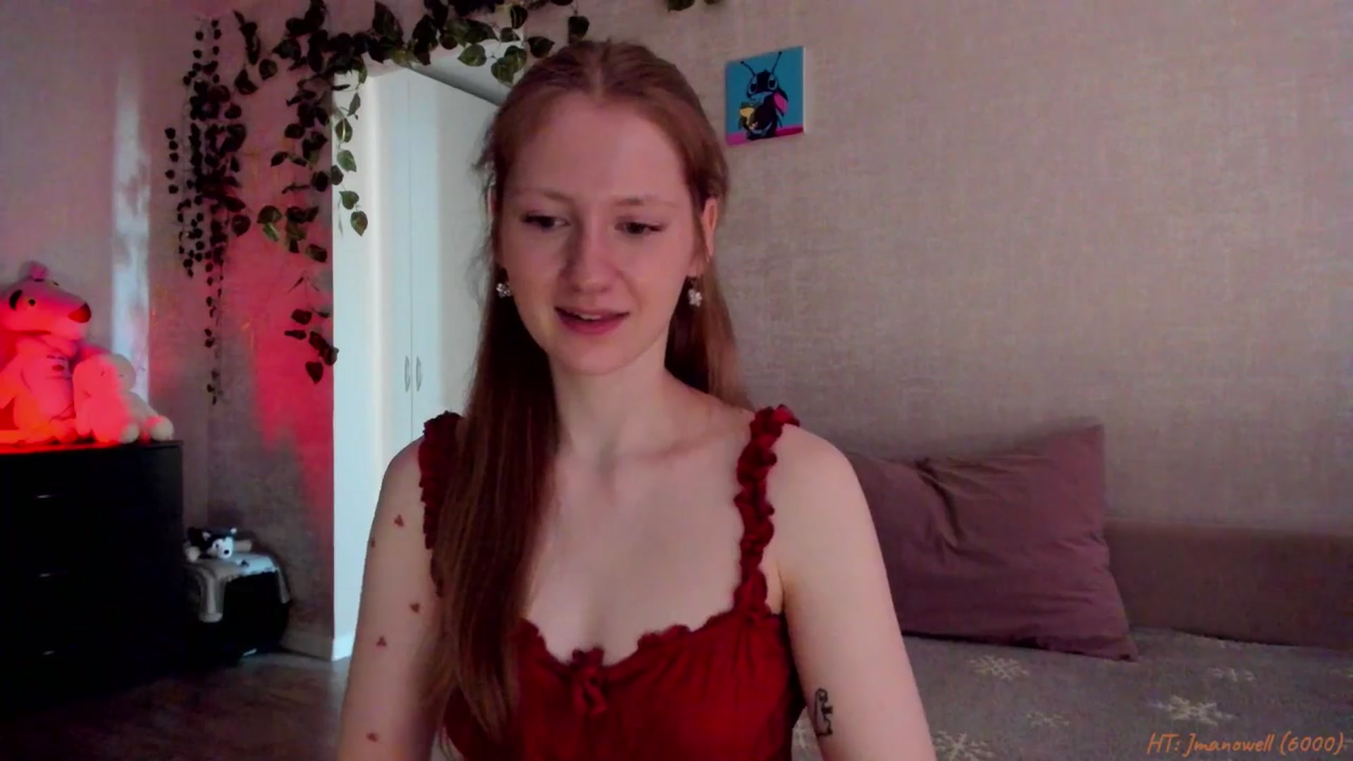 Gallery image thumbnail from mnialice's myfreecams stream on, 05/01/2026, 04:33 image 9 of 20