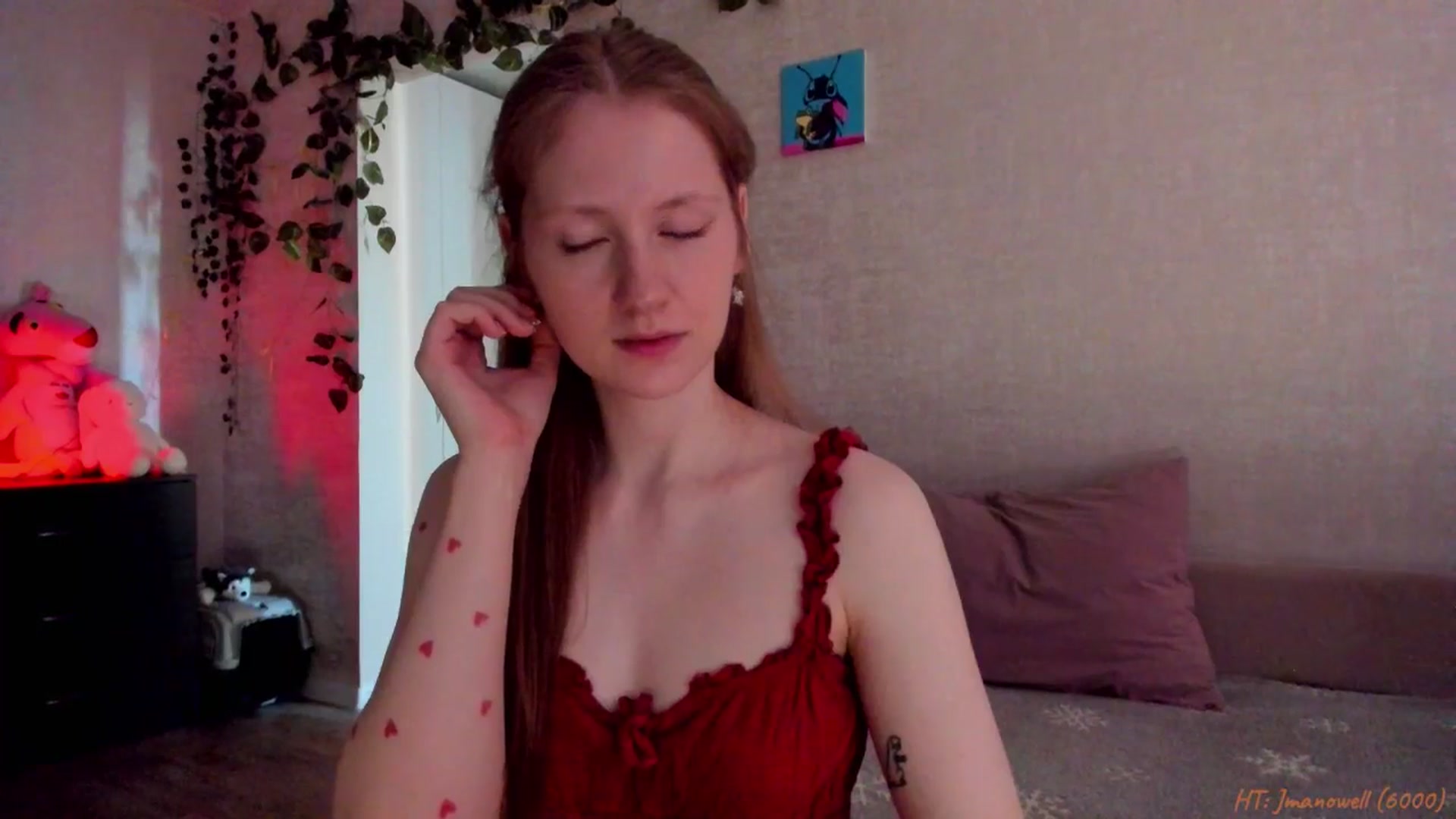 Gallery image thumbnail from mnialice's myfreecams stream on, 05/01/2026, 04:33 image 6 of 20