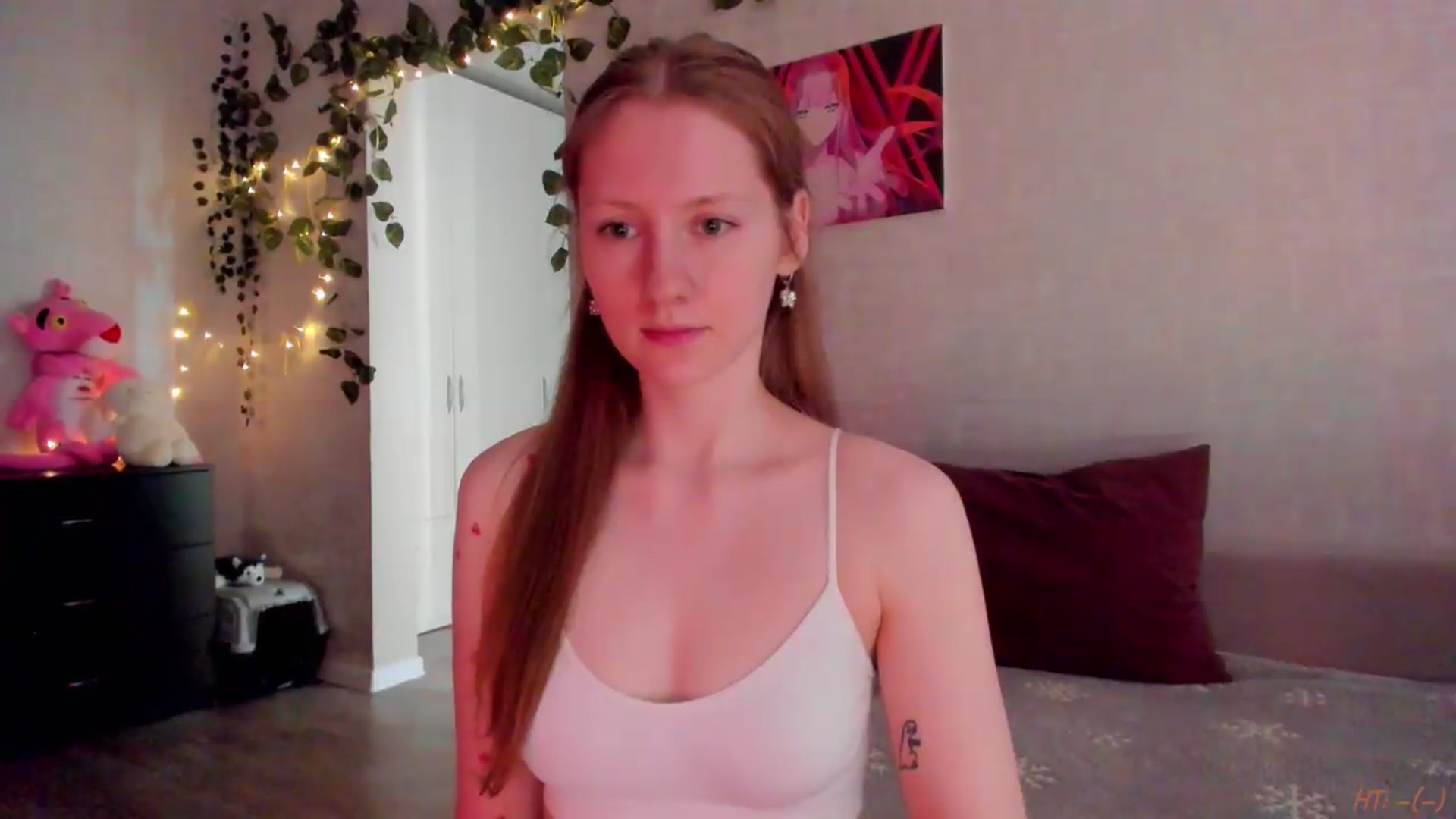 Gallery image thumbnail from mnialice's myfreecams stream on, 05/04/2026, 04:03 image 11 of 20